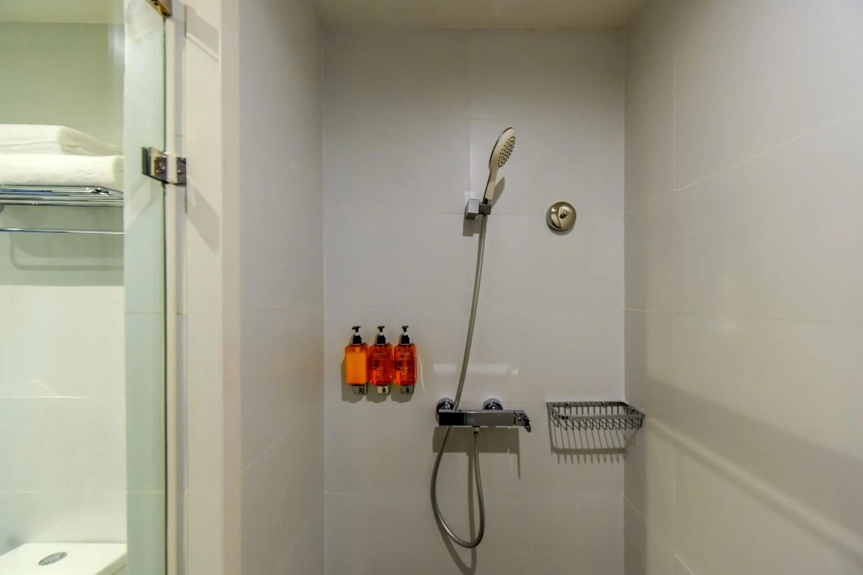 Shower in Orange Hotel Chengdu Chunxi Road Shuncheng
