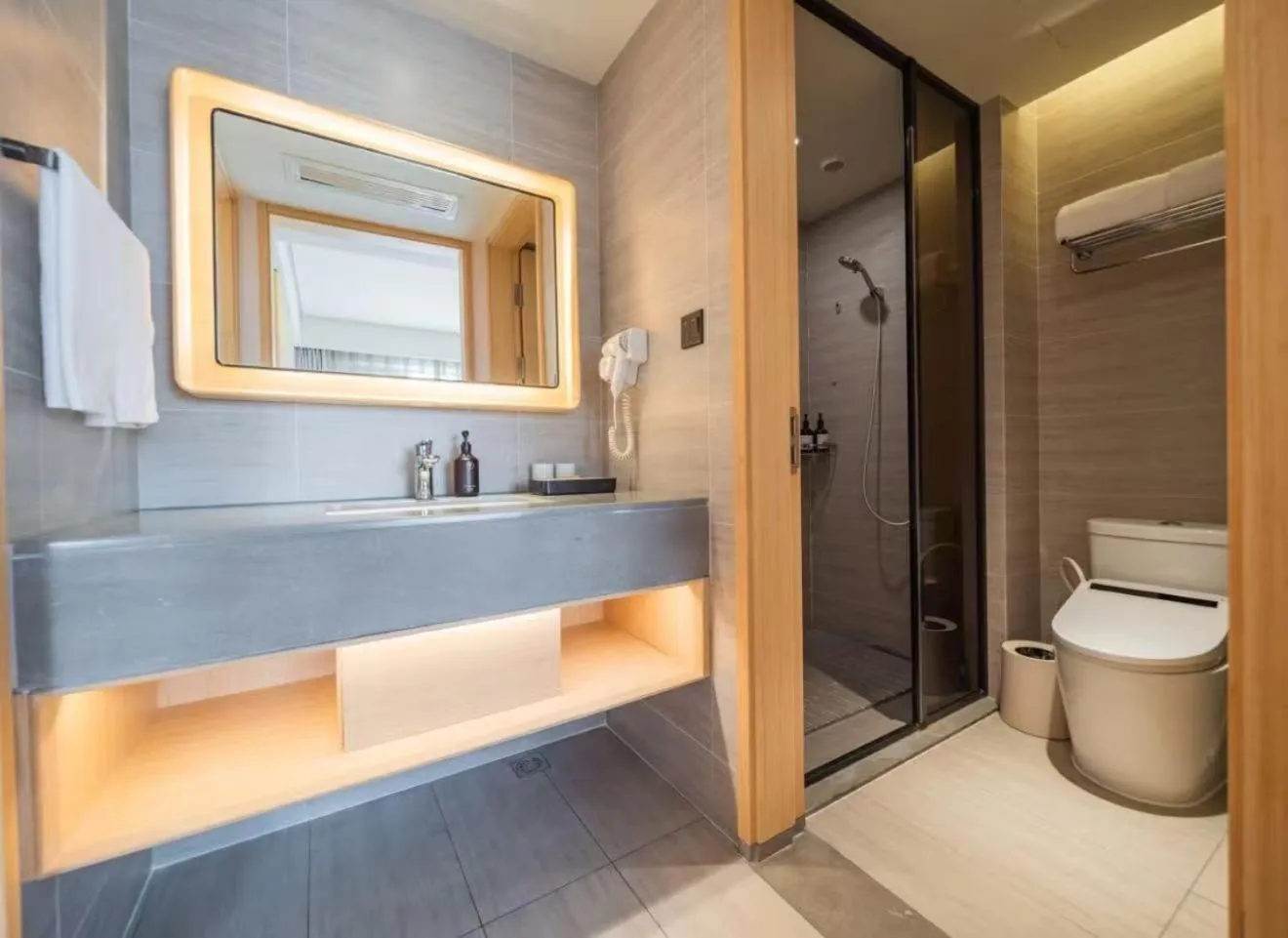 Shower in JI Hotel Chengdu East Railway Station