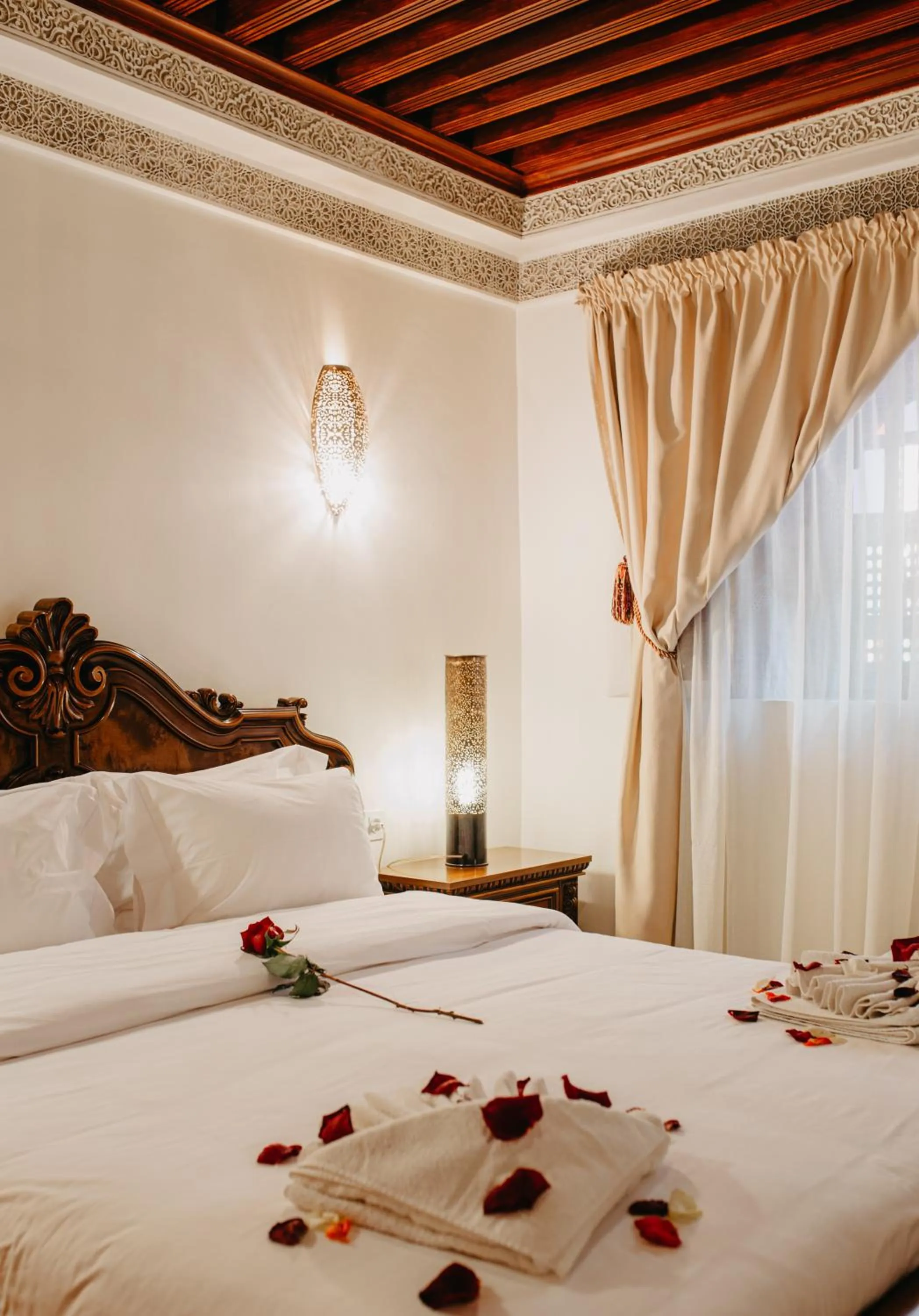 Bed in Riad Toyour- Riad of birds