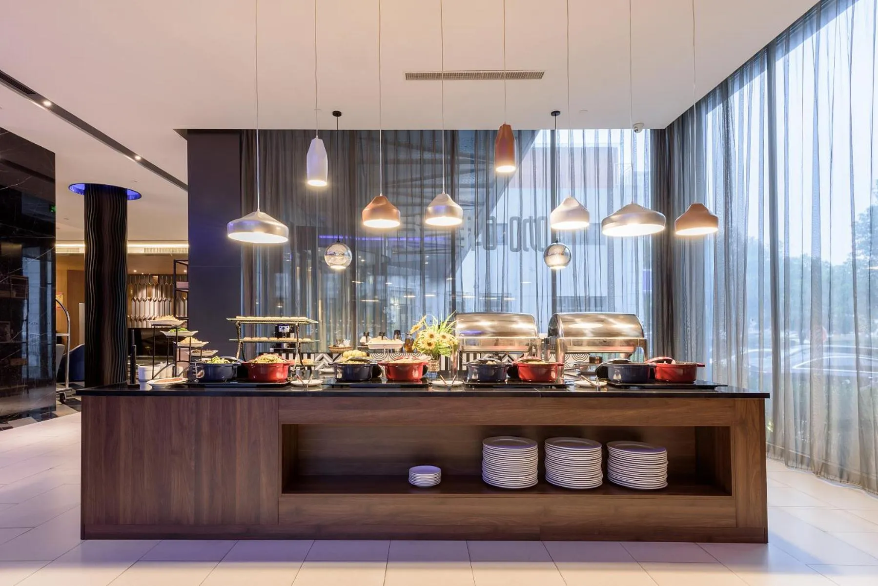 Restaurant/places to eat in Orange Hotel Hangzhou Wenyi West Road