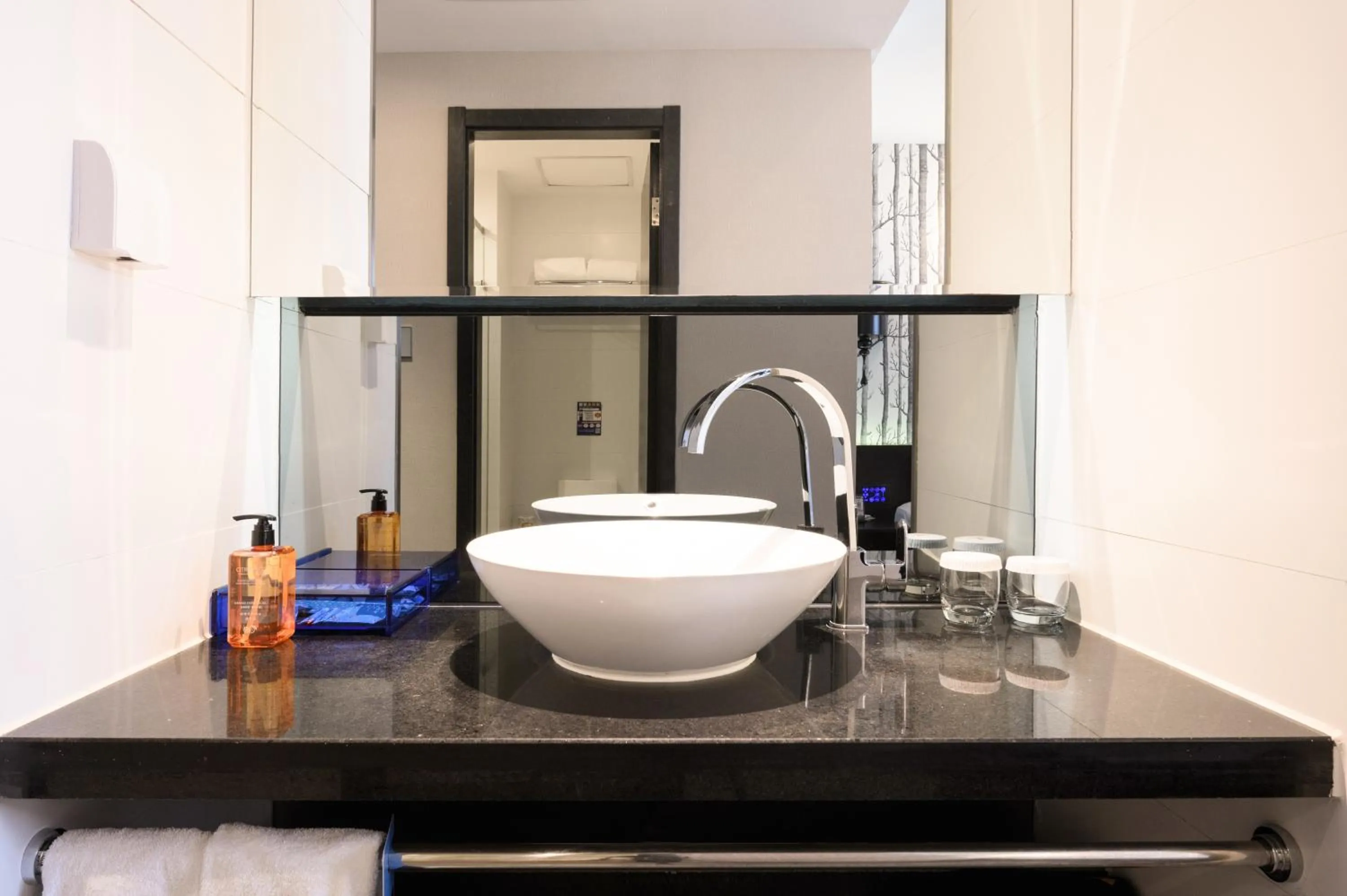 Bathroom in Orange Hotel Hangzhou Wenyi West Road