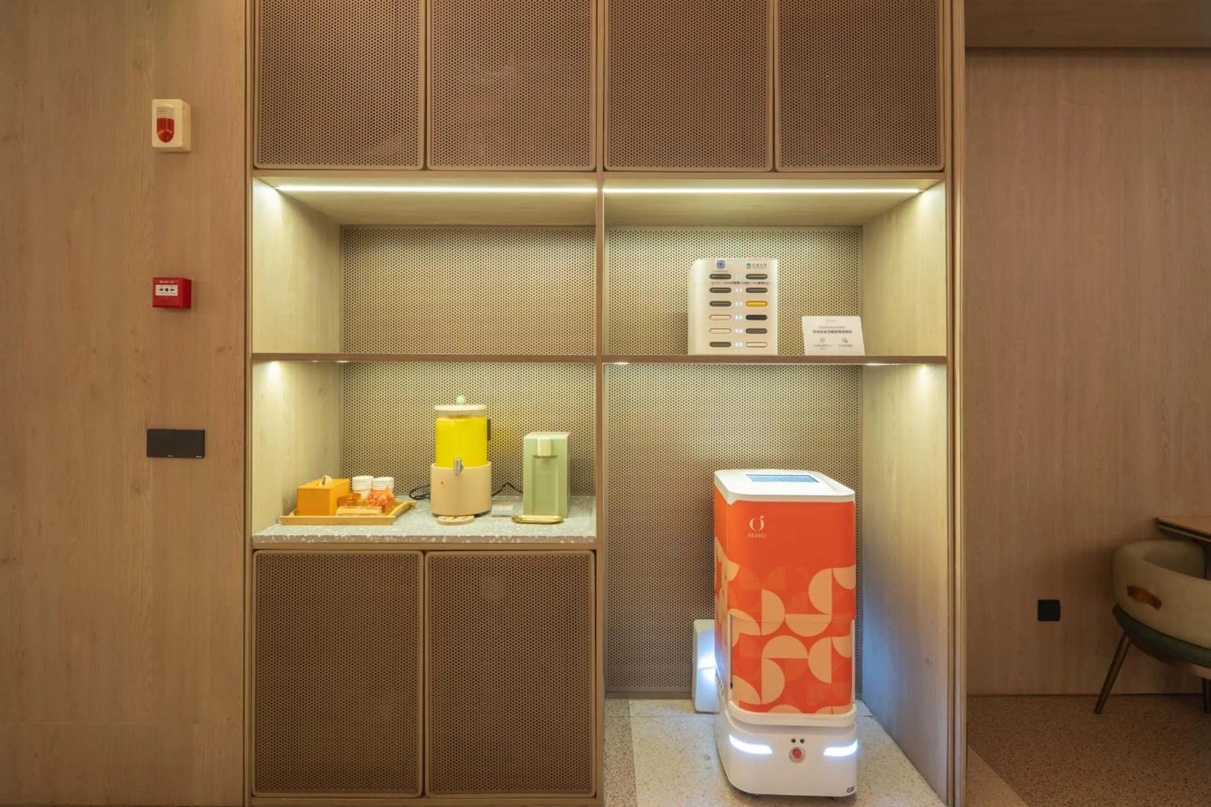 Lobby or reception in Orange Hotel Shanghai North Xizang Road Subway Station