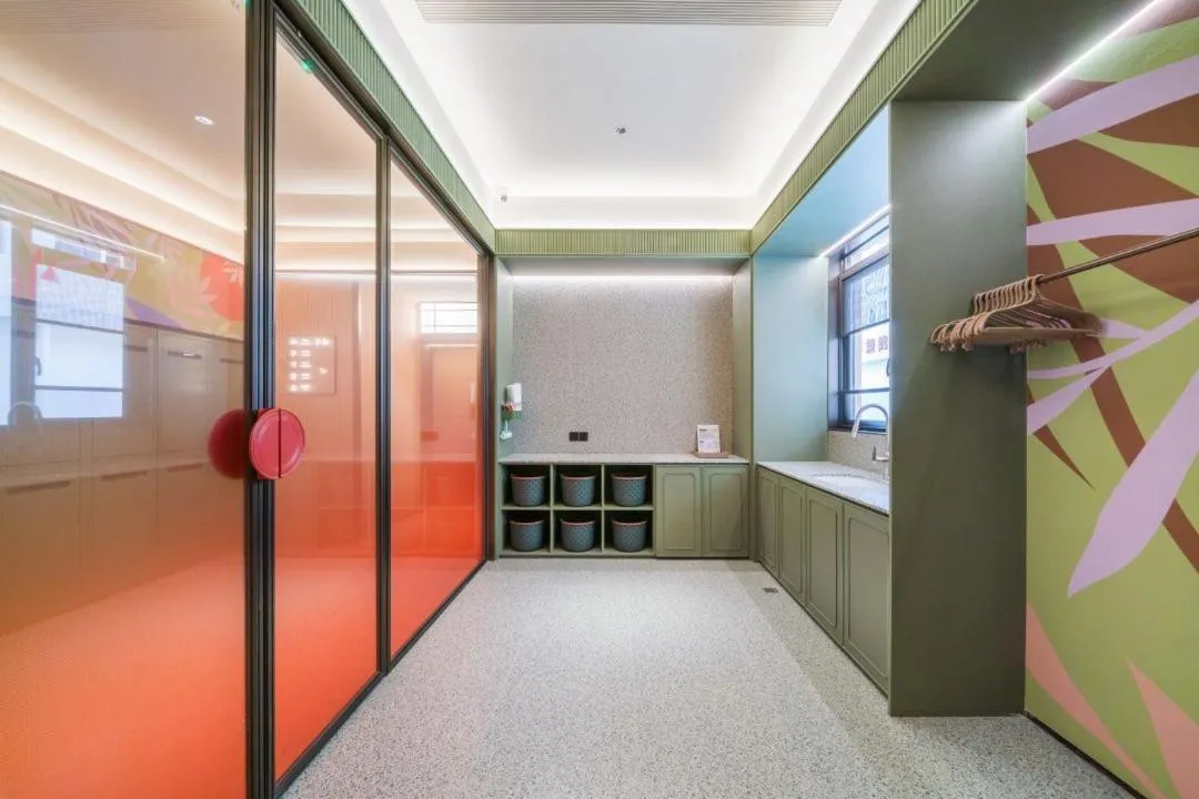 Orange Hotel Hangzhou West Lake Huanglong Sports Center