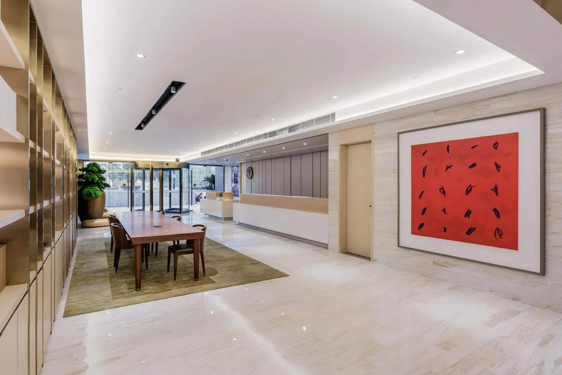 Seating area in JI Hotel Hangzhou South Railway Station