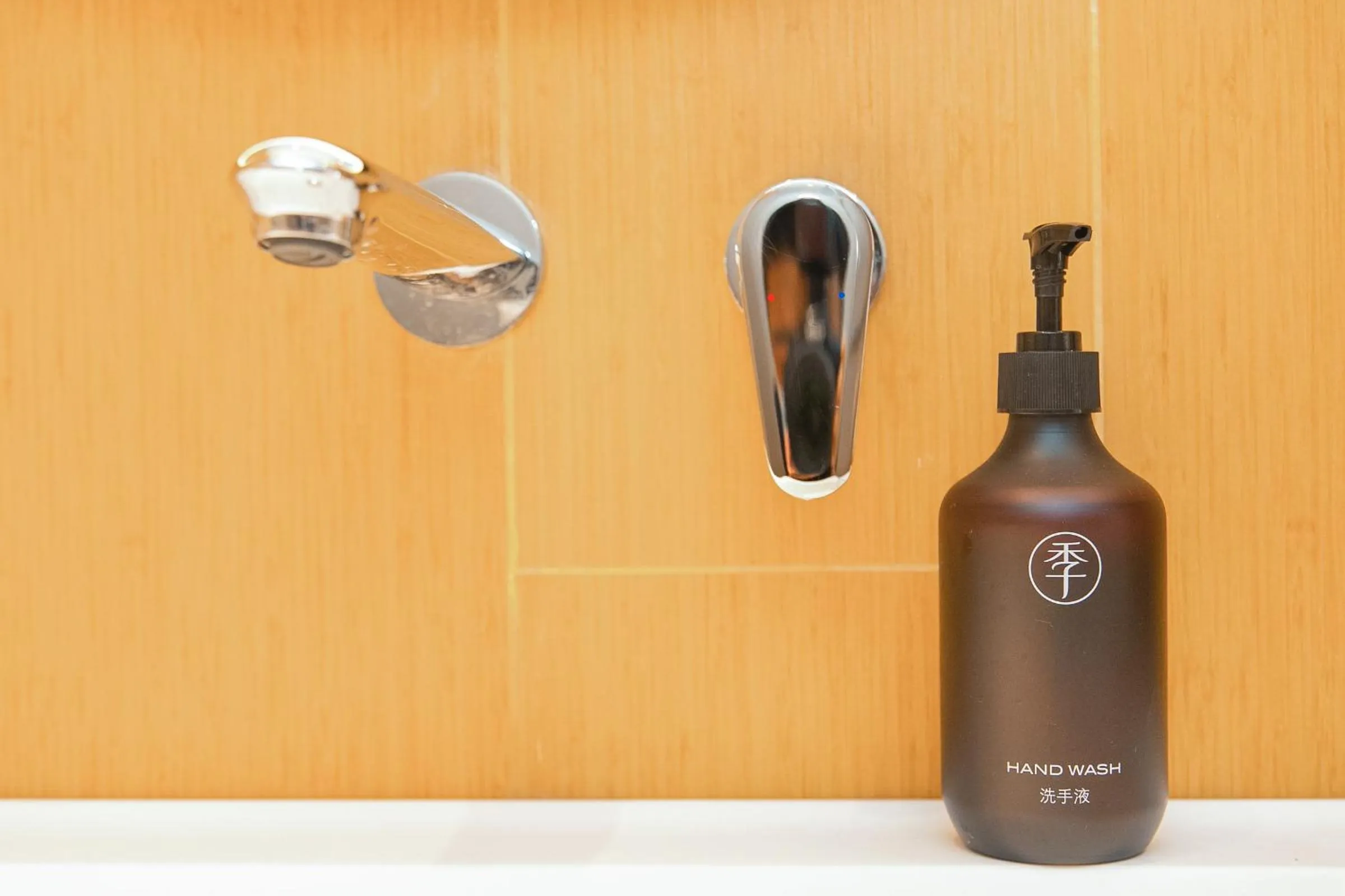 JI Hotel Shanghai Lujiabang Road Subway Station