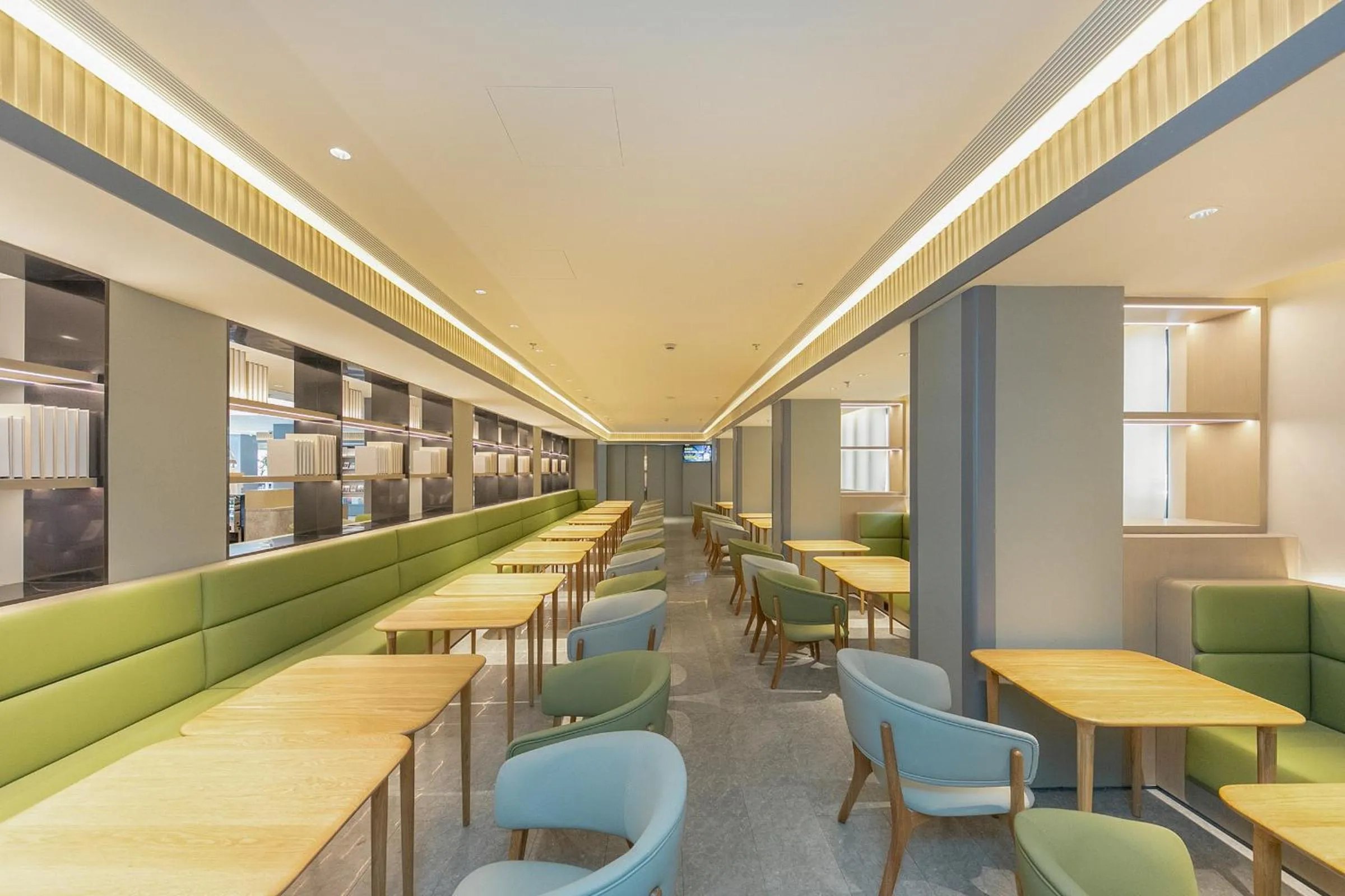 JI Hotel Shanghai Lujiabang Road Subway Station