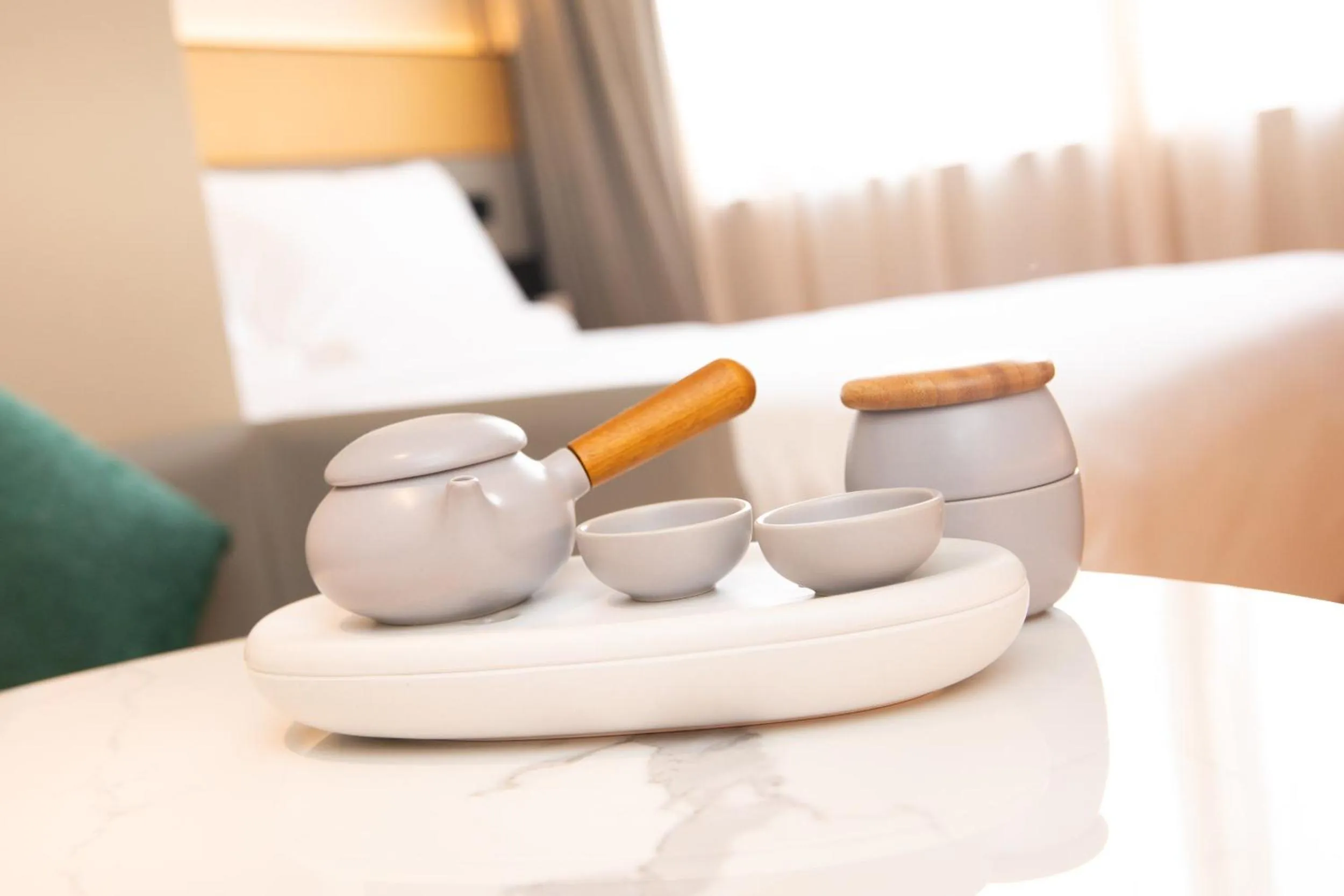 JI Hotel Shanghai Lujiabang Road Subway Station