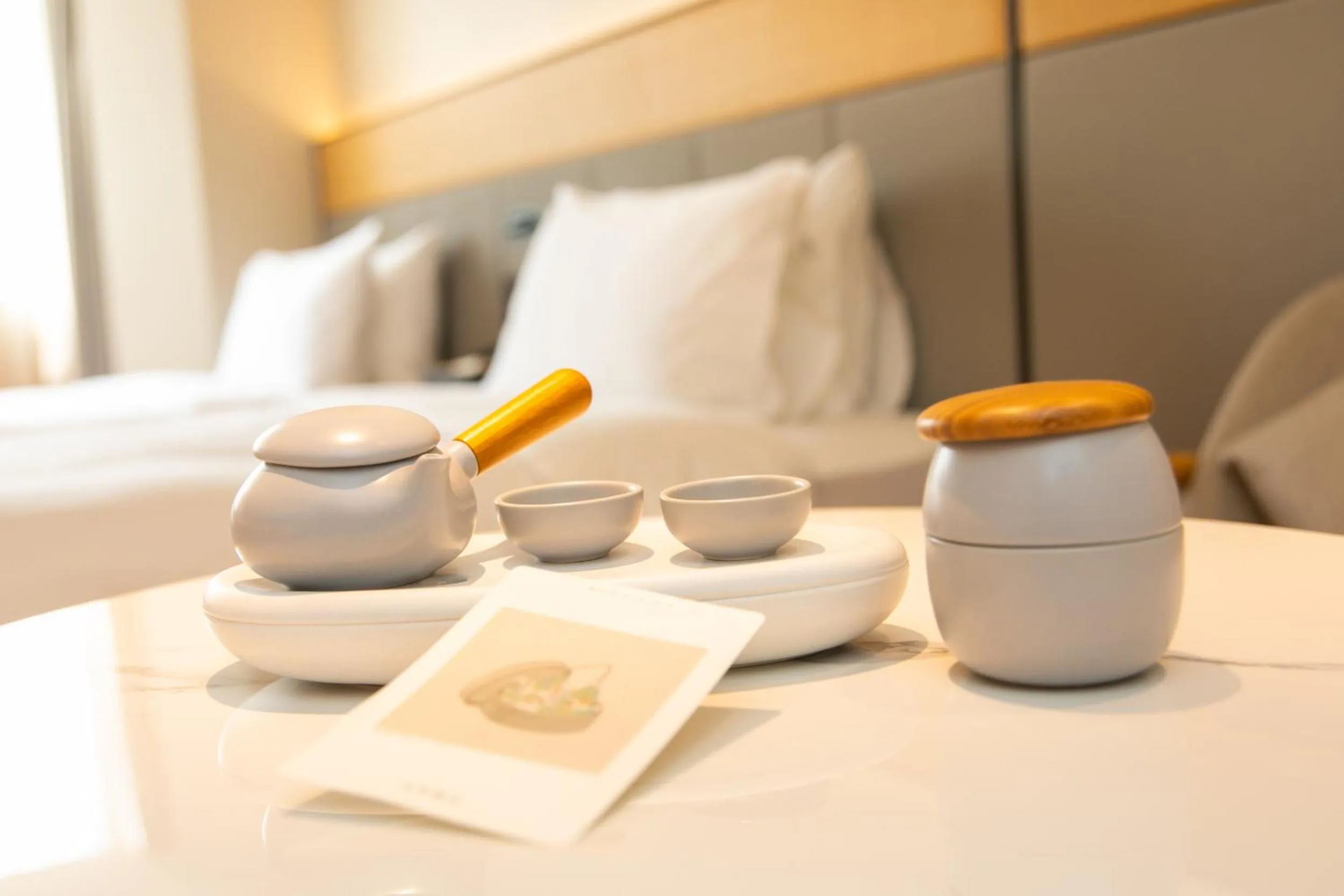 Bed in JI Hotel Shanghai Lujiabang Road Subway Station