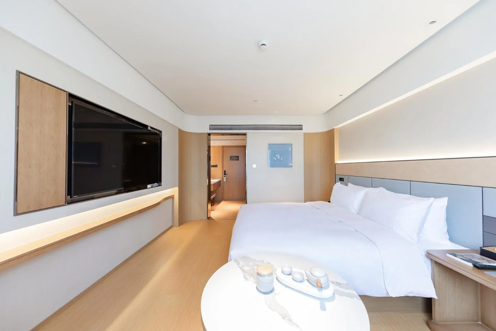 Bed in JI Hotel Shanghai University Huyi Highway