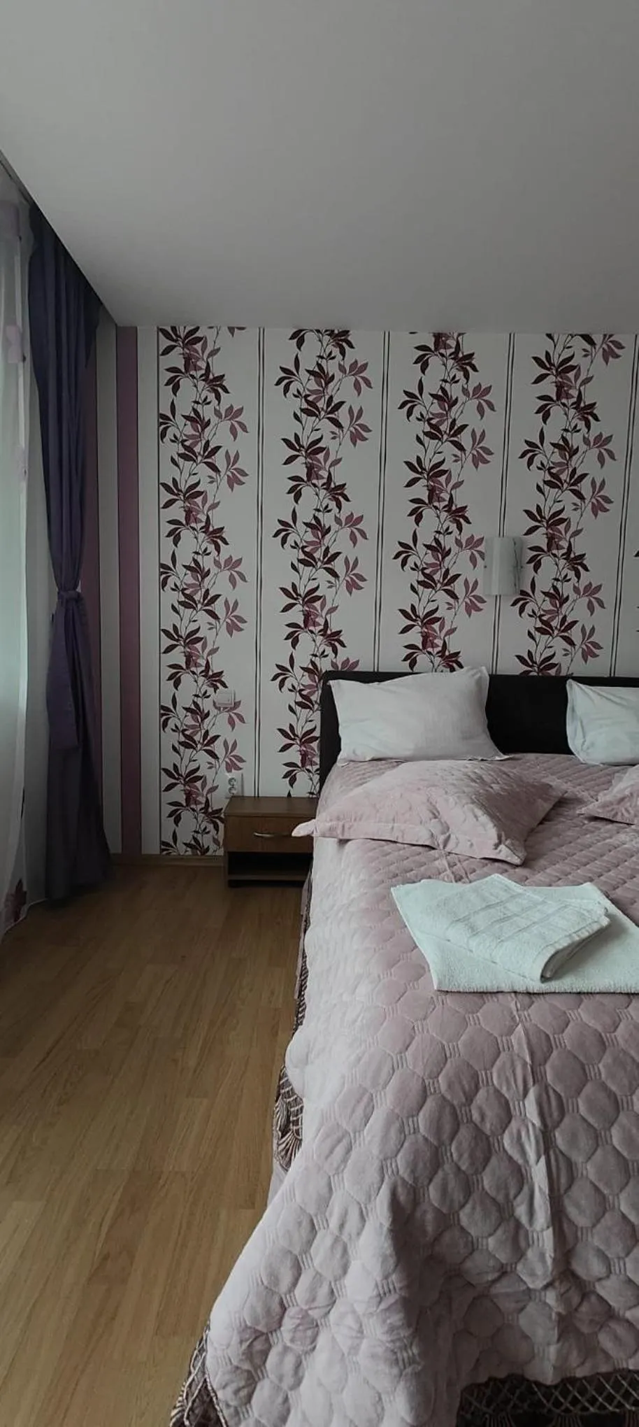 Bed in Pensiunea Casiana