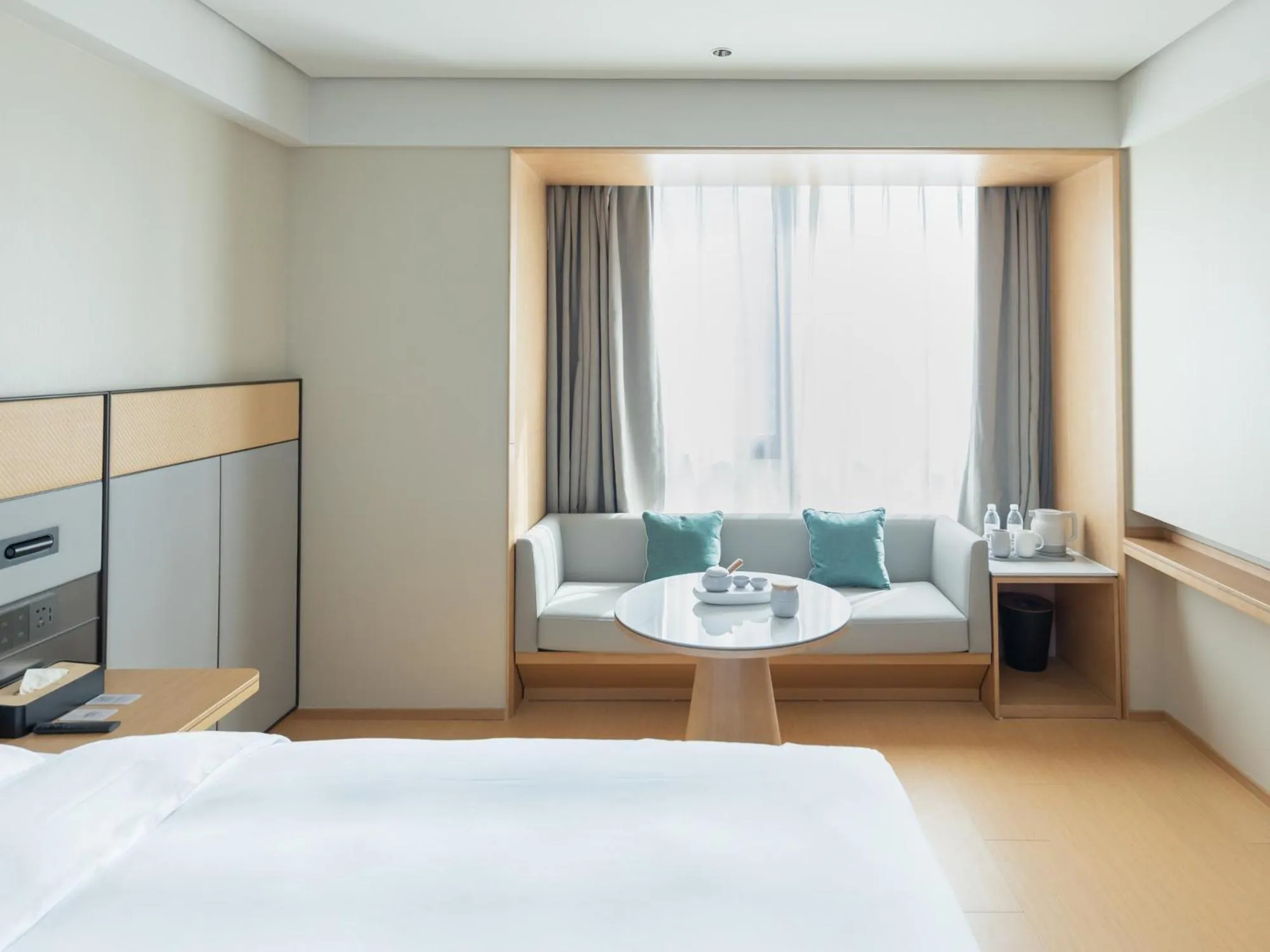 Property building, Bed in JI Hotel Suzhou North High Speed Railway Station Subway Station