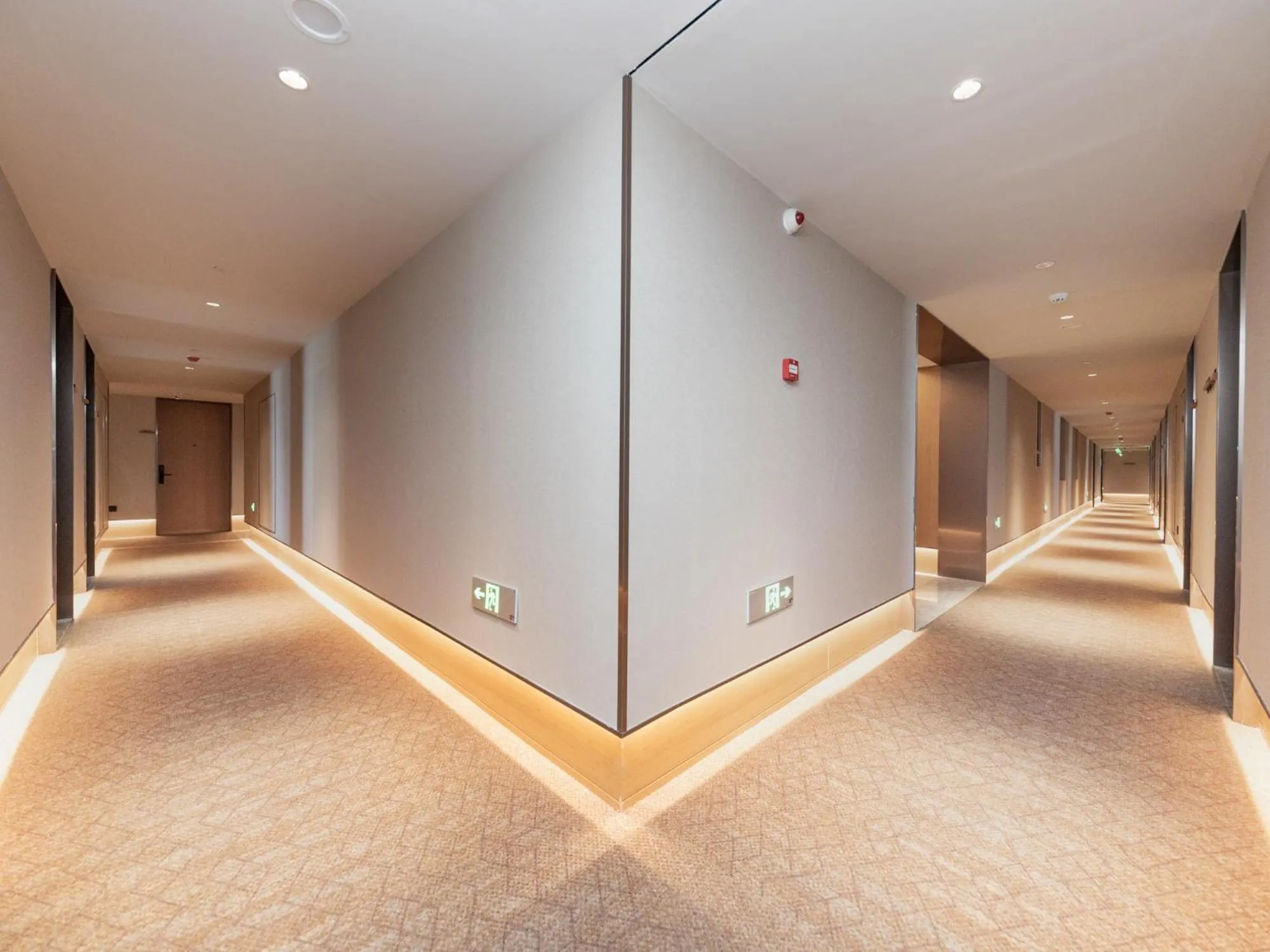 Property building in JI Hotel Suzhou North High Speed Railway Station Subway Station