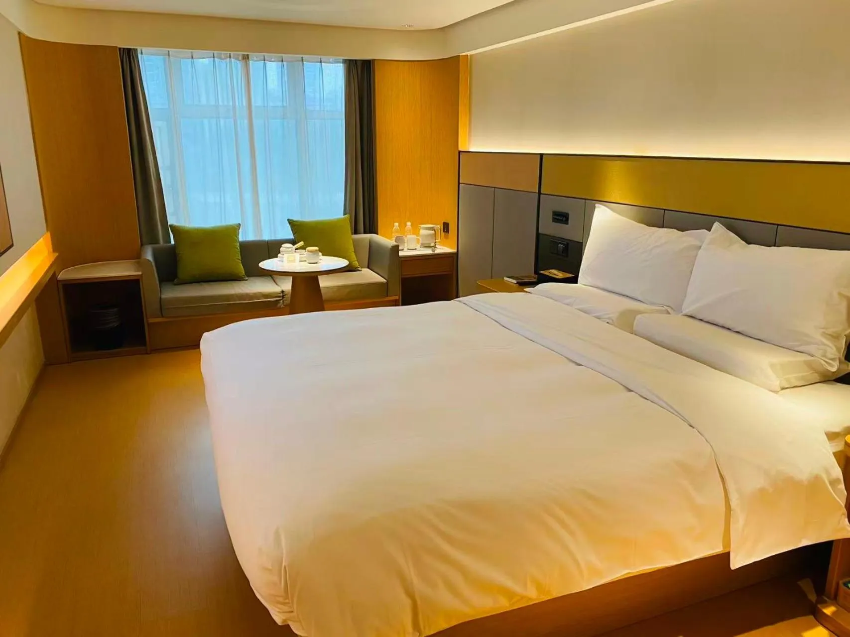 Bed in JI Hotel Shanghai Xintiandi South Xizang Road