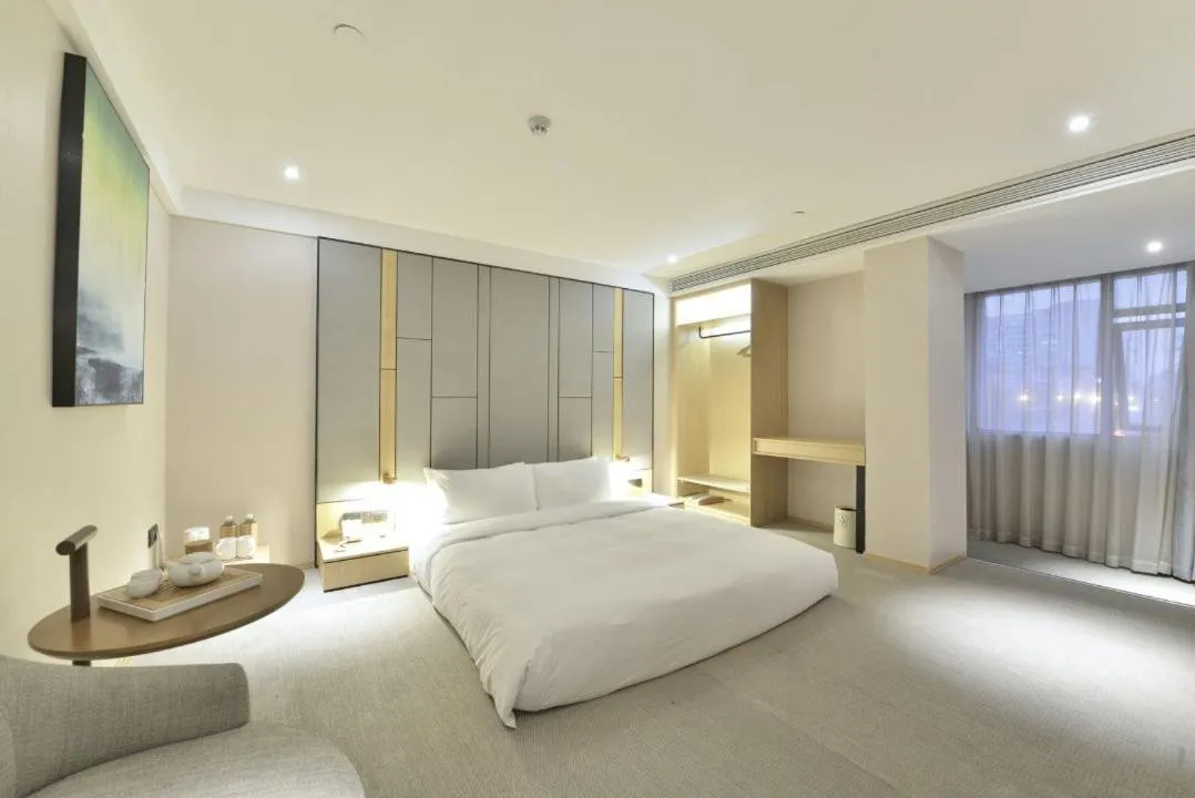 Bed in JI Hotel Shanghai Caohejing Lianhua Road