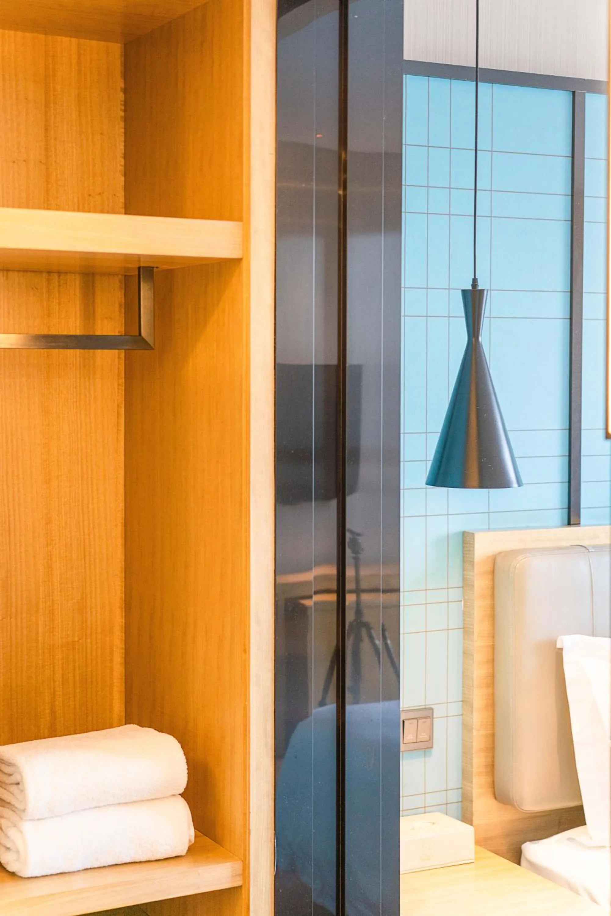 towels, Bed in Starway Hotel Chengdu Jianshe Road SM Plaza