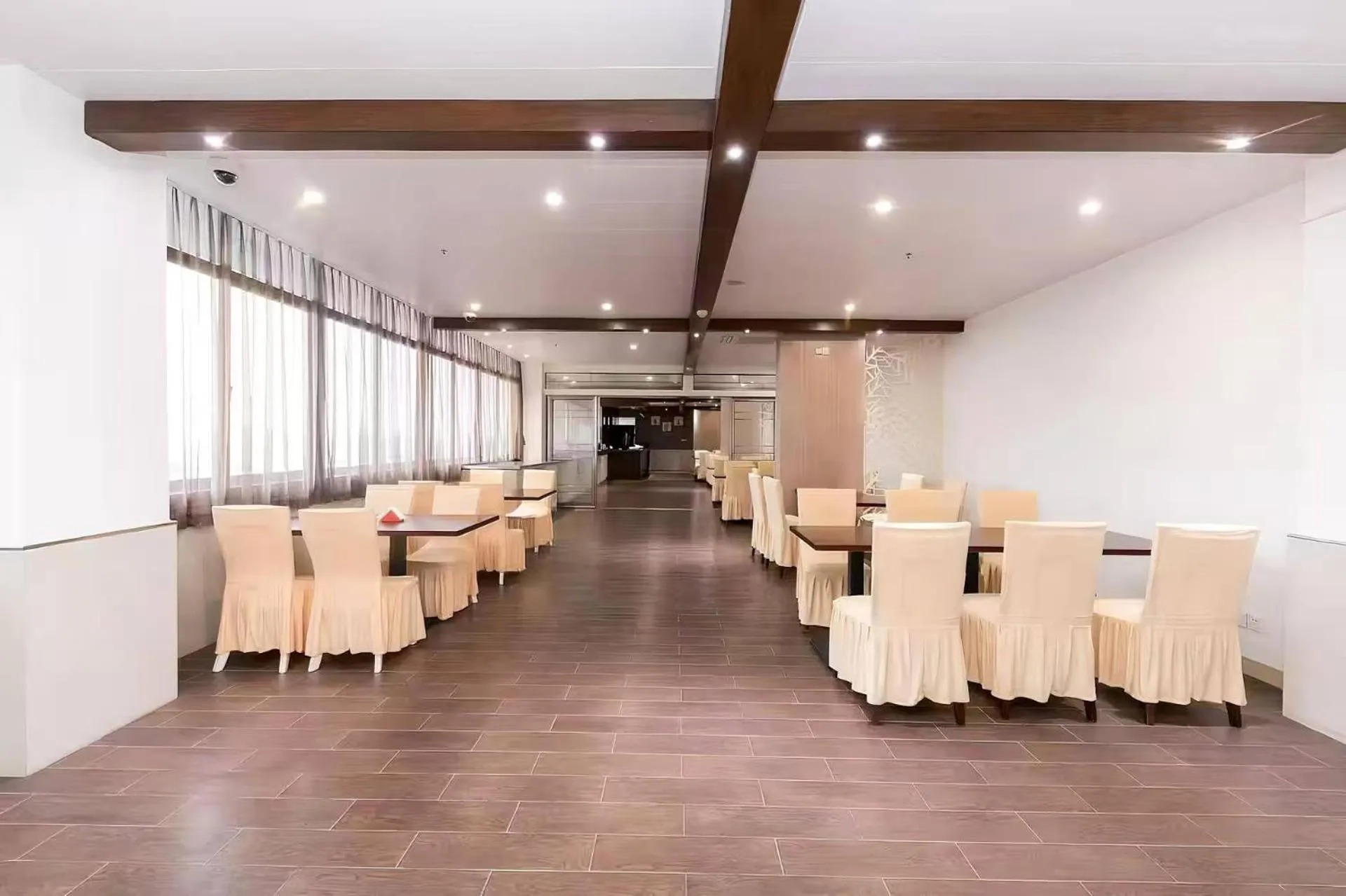 Starway Hotel Shanghai International Tourism Resort Xiupu Road