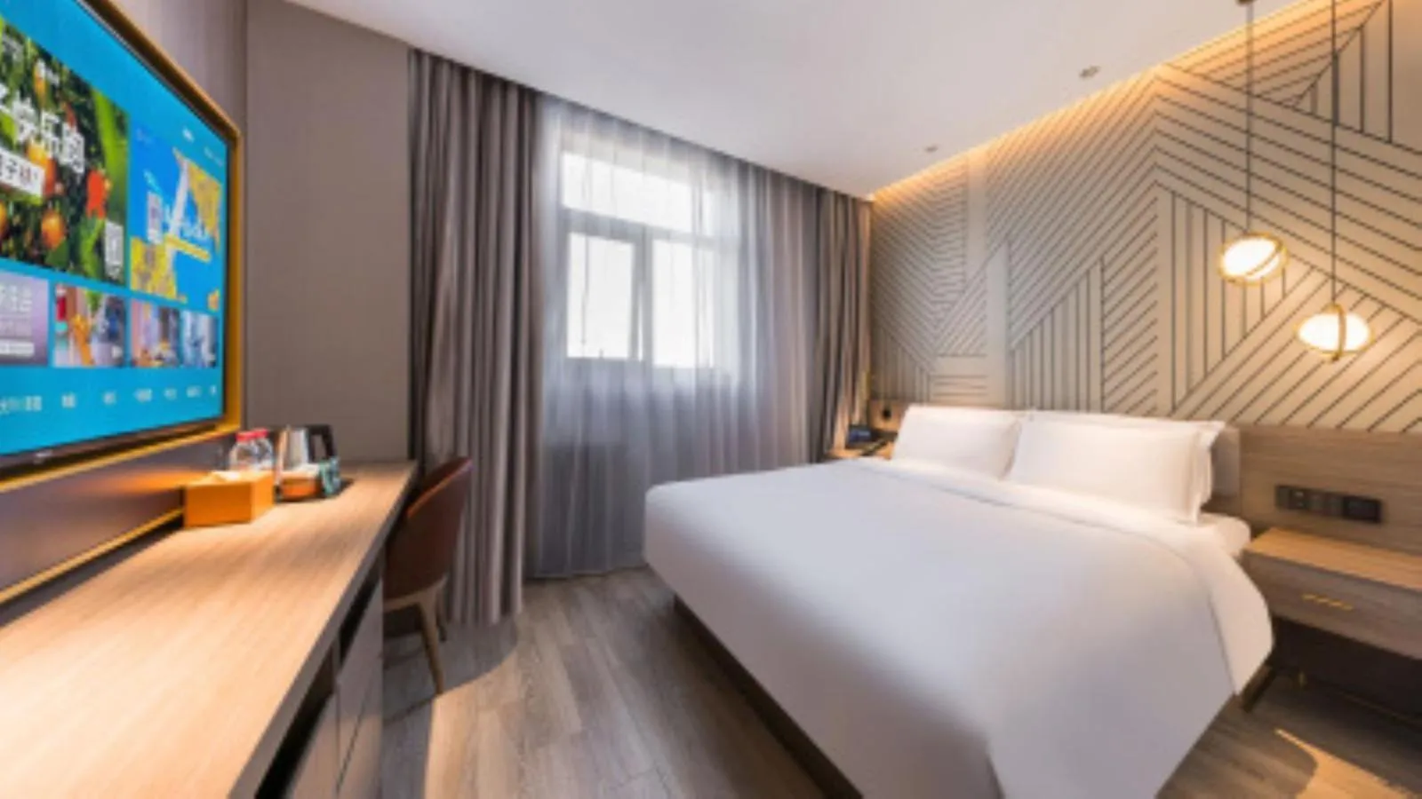 Photo of the whole room, Bed in Orange Beijing Lama Temple Hepingli North Street Subway Station Hotel