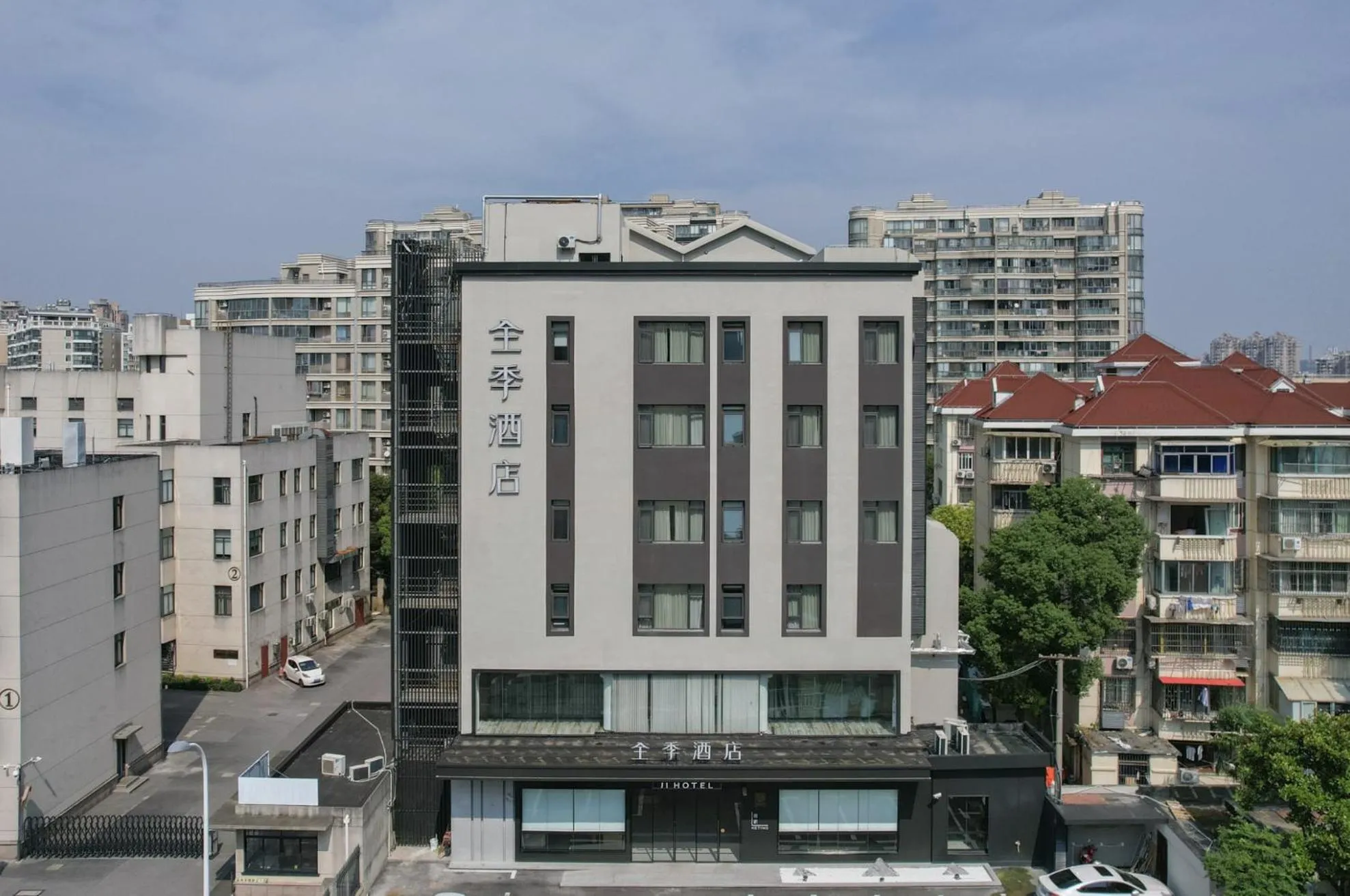 Property building in JI Hotel Shanghai New International Expo Center Longyang Road