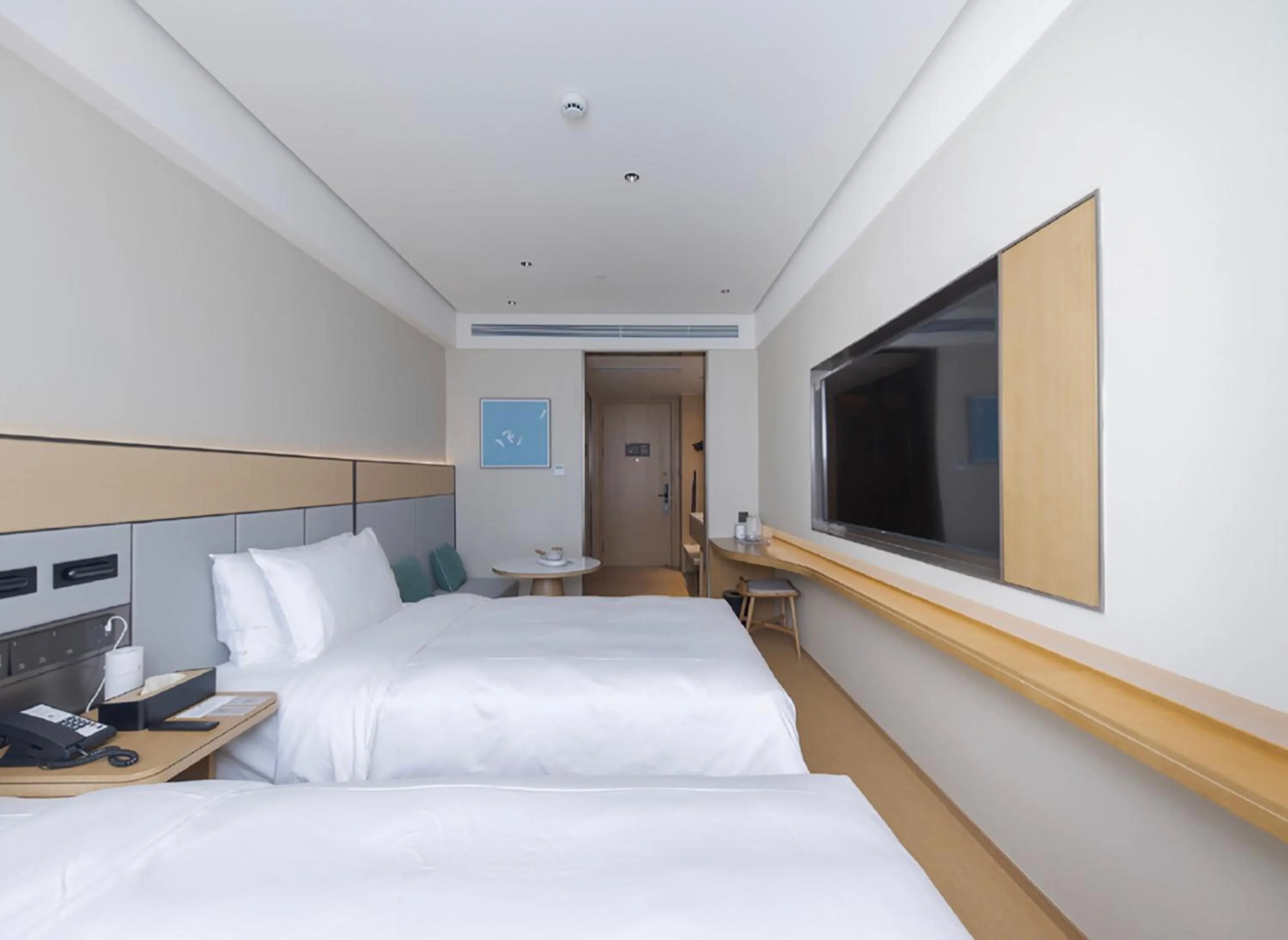 Property building, Bed in JI Hotel Shanghai New International Expo Center Longyang Road