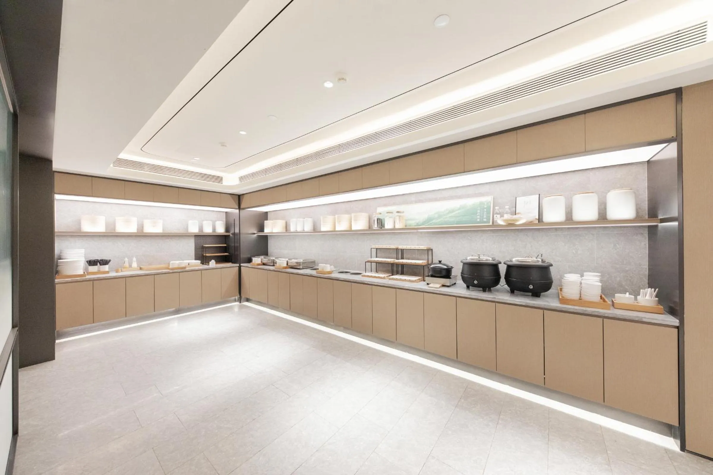 Restaurant/places to eat in JI Hotel Beijing West Railway Station Lianbao Road