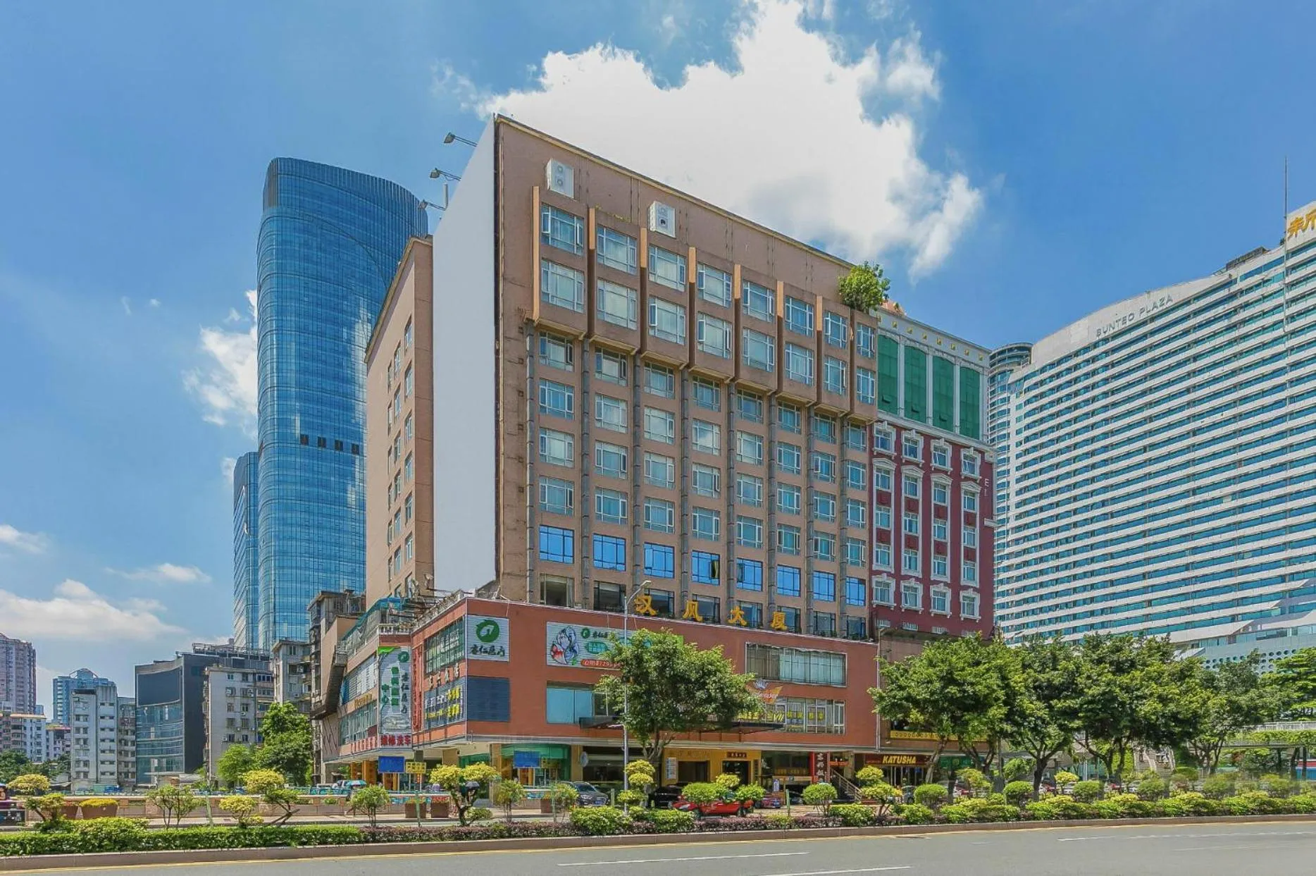 Property building in JI Hotel Guangzhou Sports Center Tianhe North Road