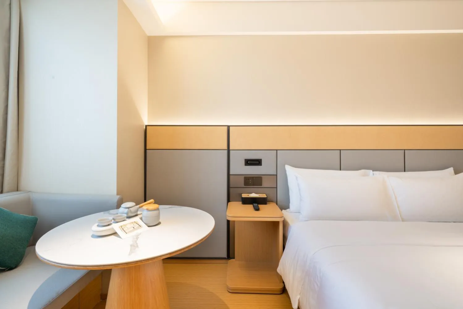 Seating area, Bed in JI Hotel Guangzhou Sports Center Tianhe North Road