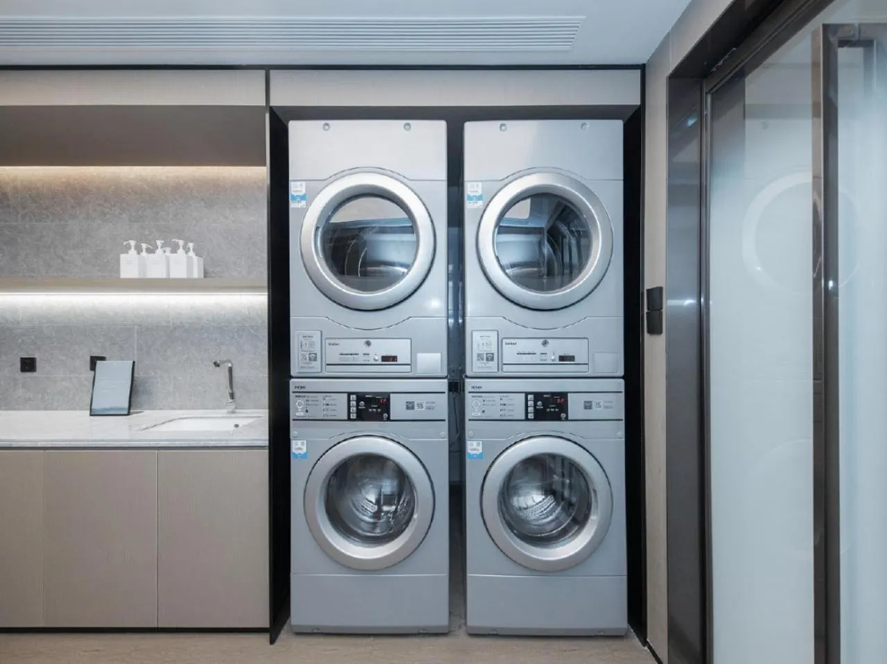 washing machine in JI Hotel Hangzhou Lin'an People's Square