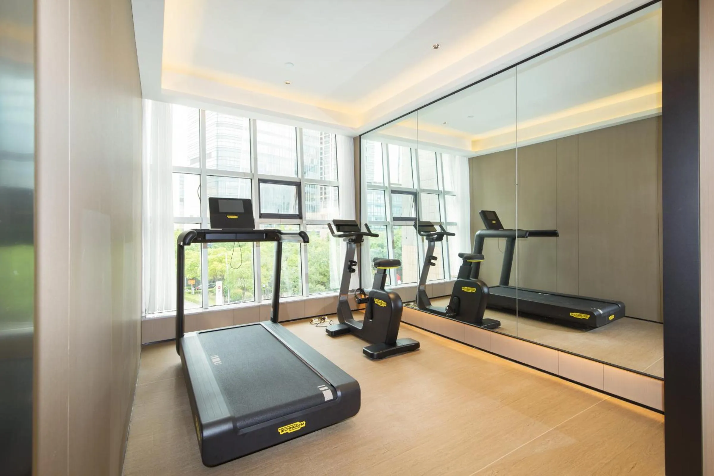 Fitness centre/facilities in JI Hotel Nanjing Baijia Lake 1912