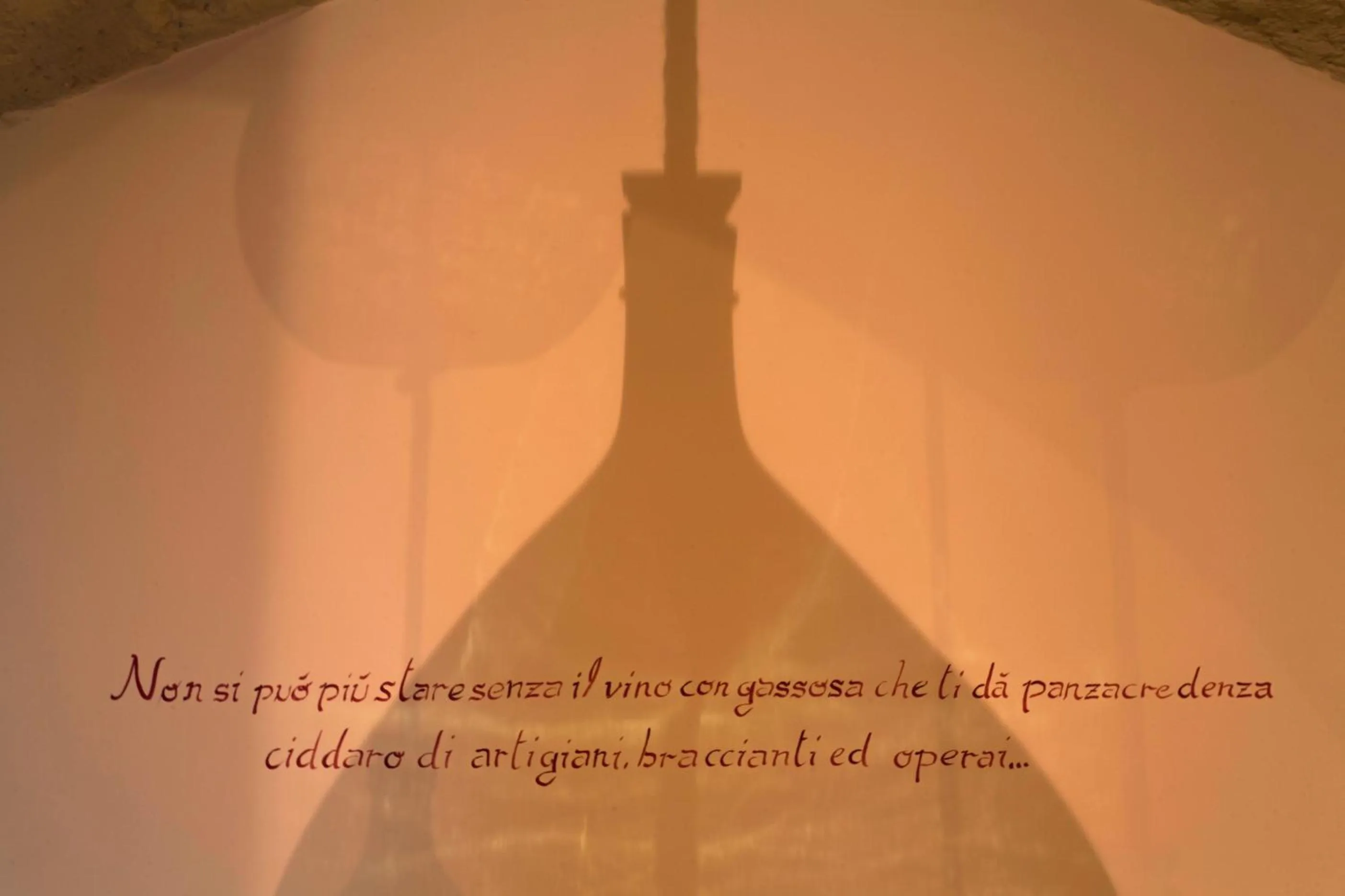 Text overlay in Casa Diva