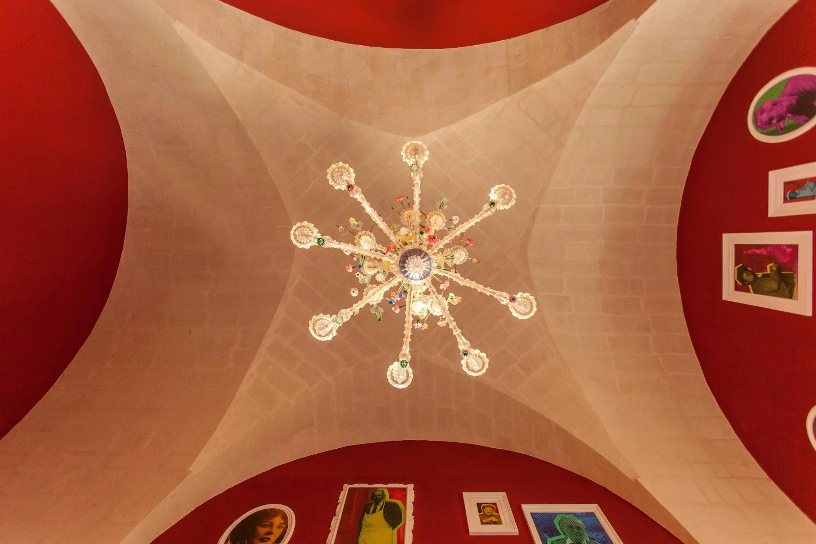 Communal lounge/ TV room in Casa Diva