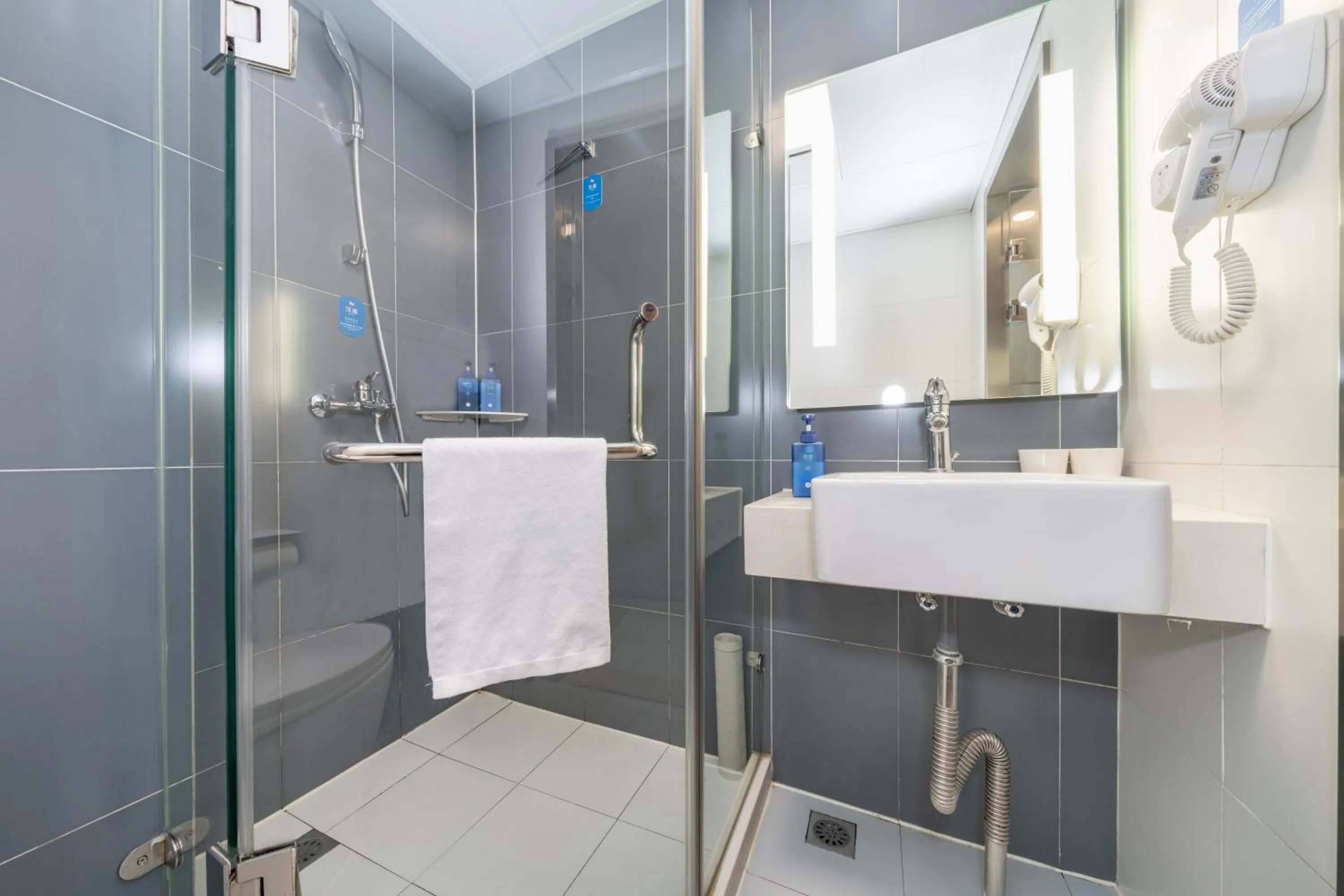 Shower in Hanting Hotel Beijing Exhibition Center Fuwai Hospital