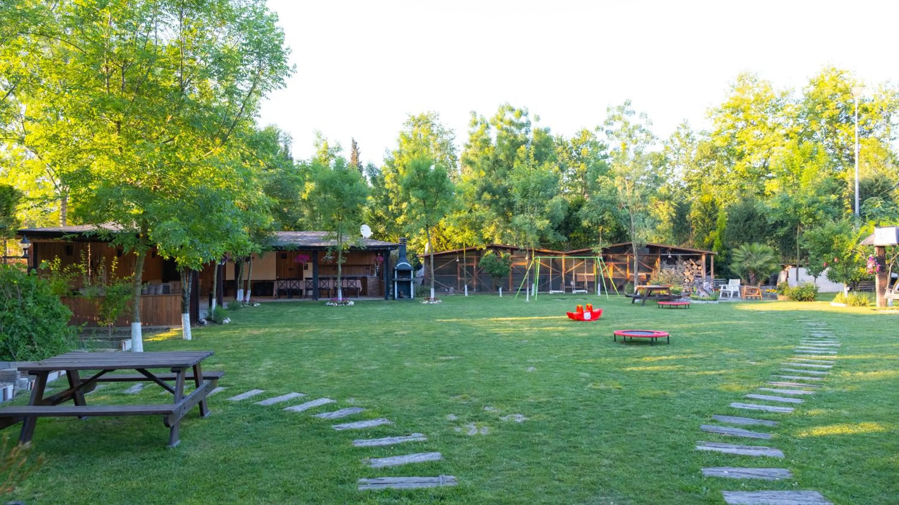 BBQ facilities in Sapanca Cayir Cimen Otel