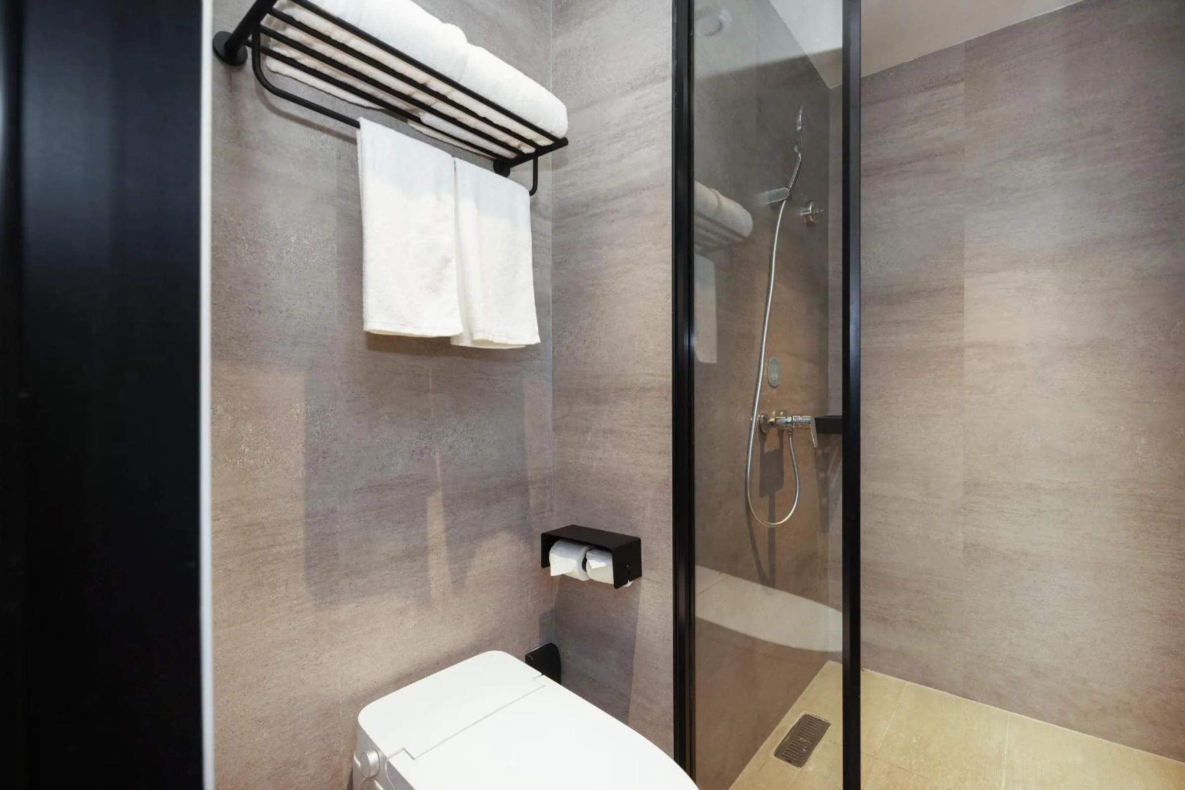 Hanting Hotel Shanghai Yishan Road Center