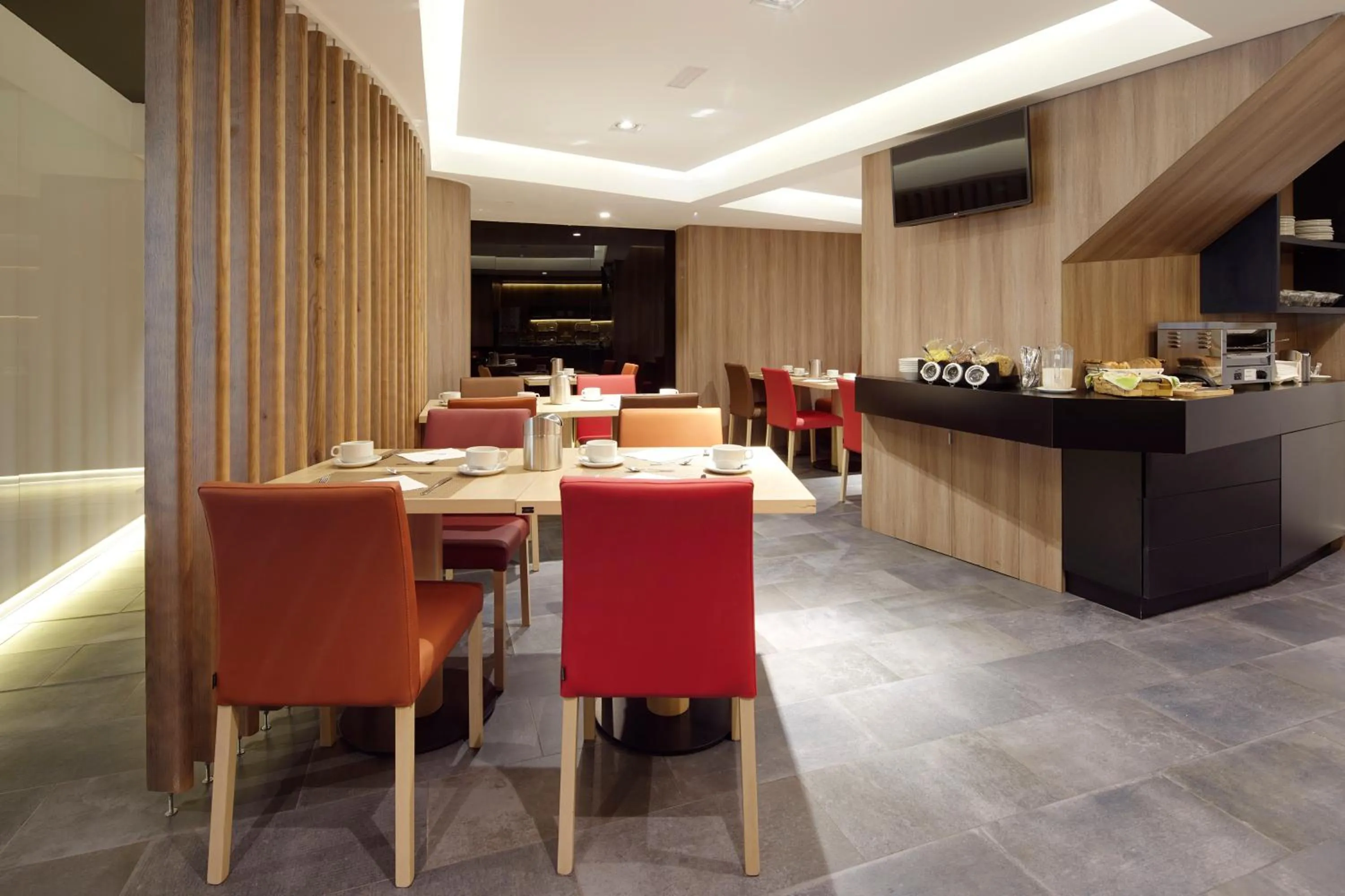 Buffet breakfast in Hotel Parma