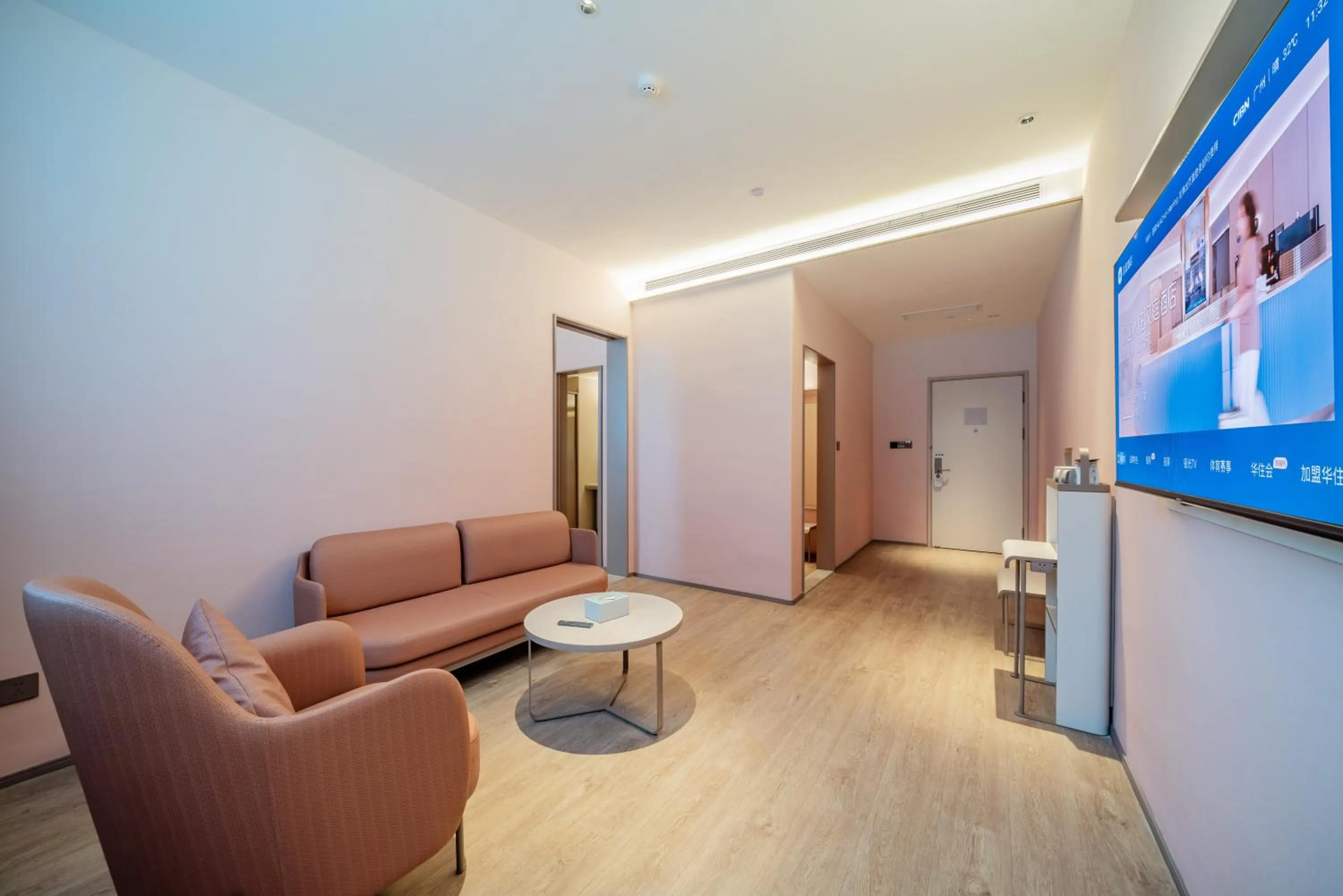 Seating area in Hanting Hotel Guangzhou Nangang Subway Station