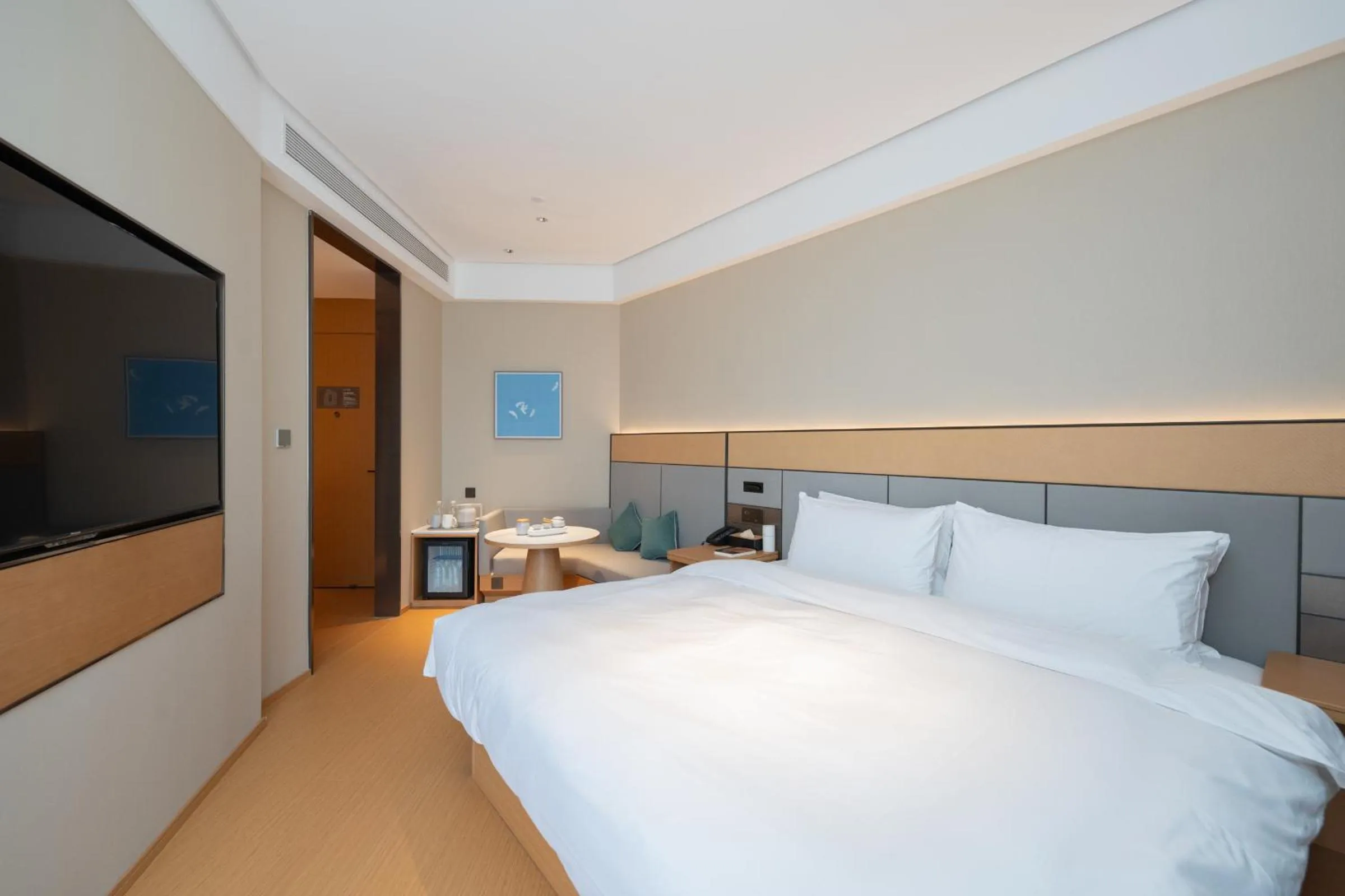 Bed in JI Hotel Guangzhou Panyu Chimelong Wanbo Center