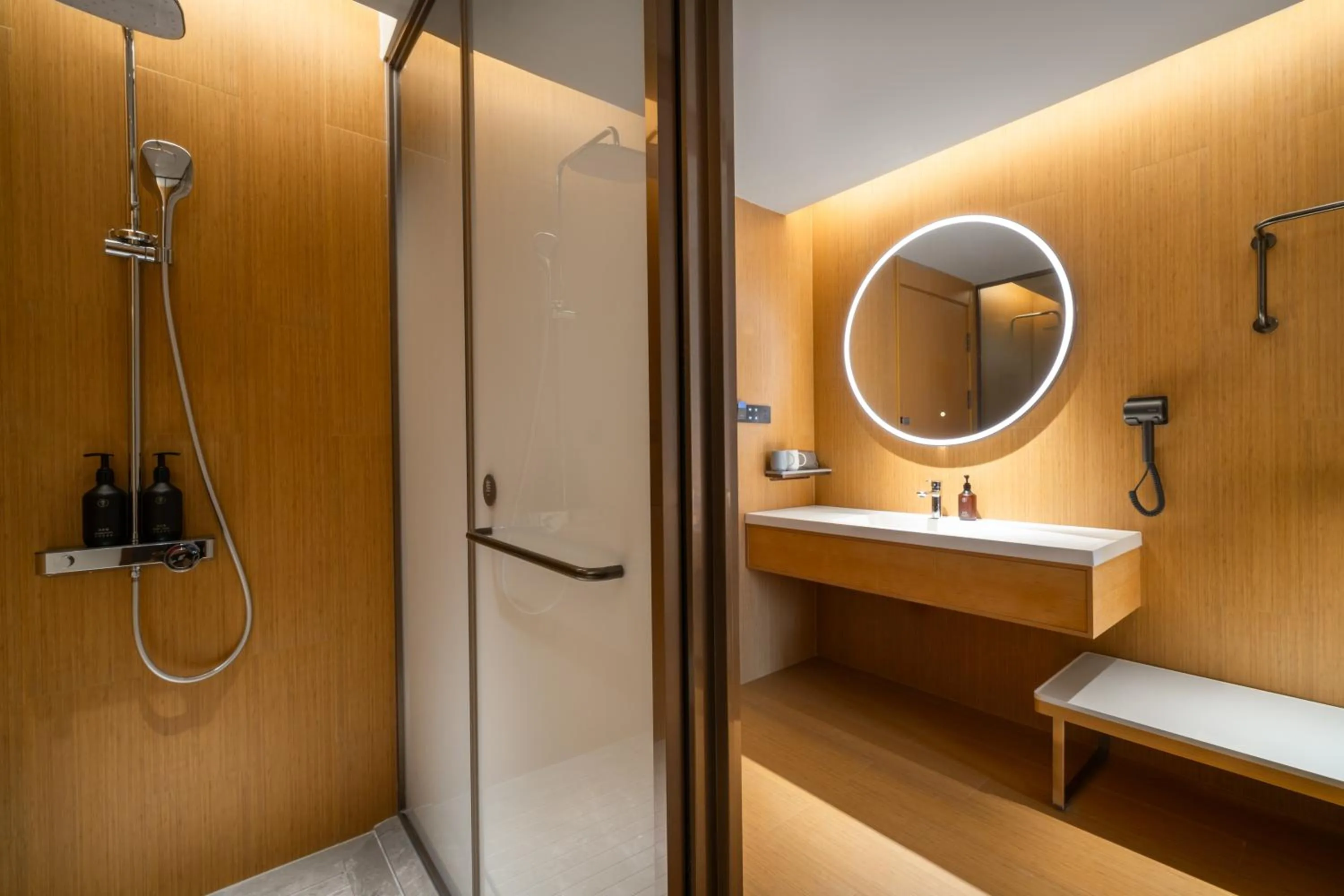 Property logo or sign in JI Hotel Guangzhou Liwan TCL Yunfeng Technology Park