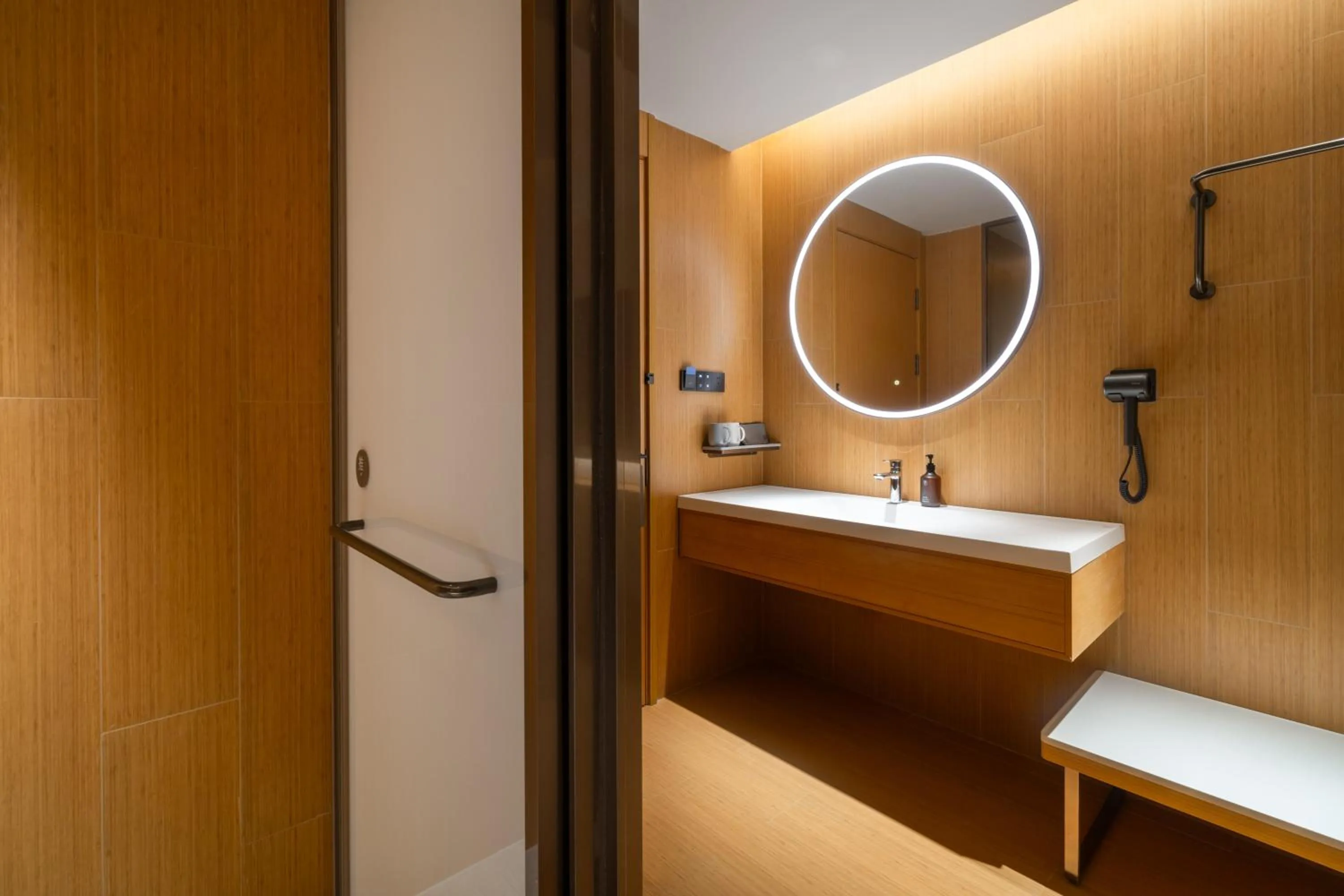 Property logo or sign in JI Hotel Guangzhou Liwan TCL Yunfeng Technology Park