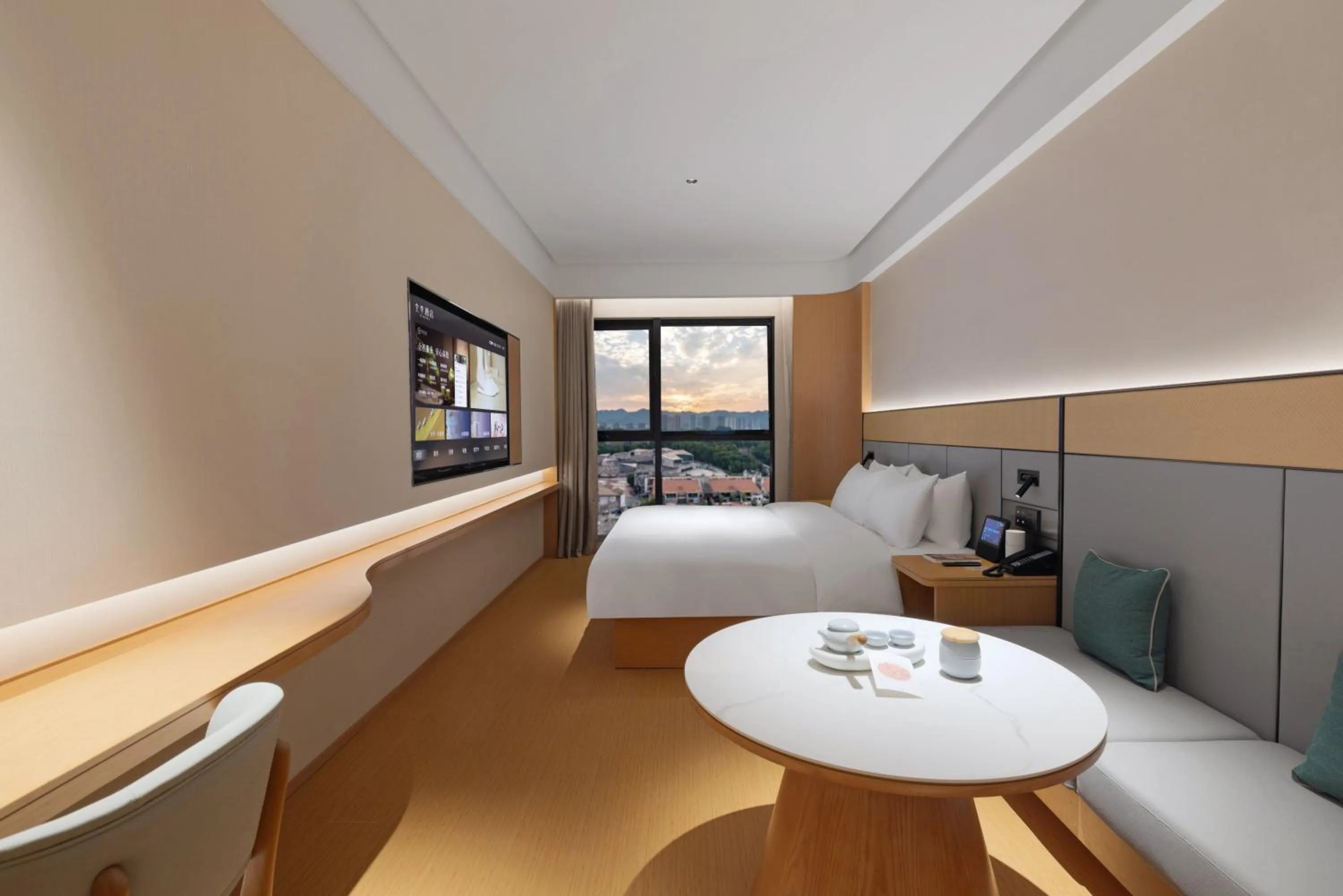 Bed in JI Hotel Chongqing Yuanjiagang Subway Station