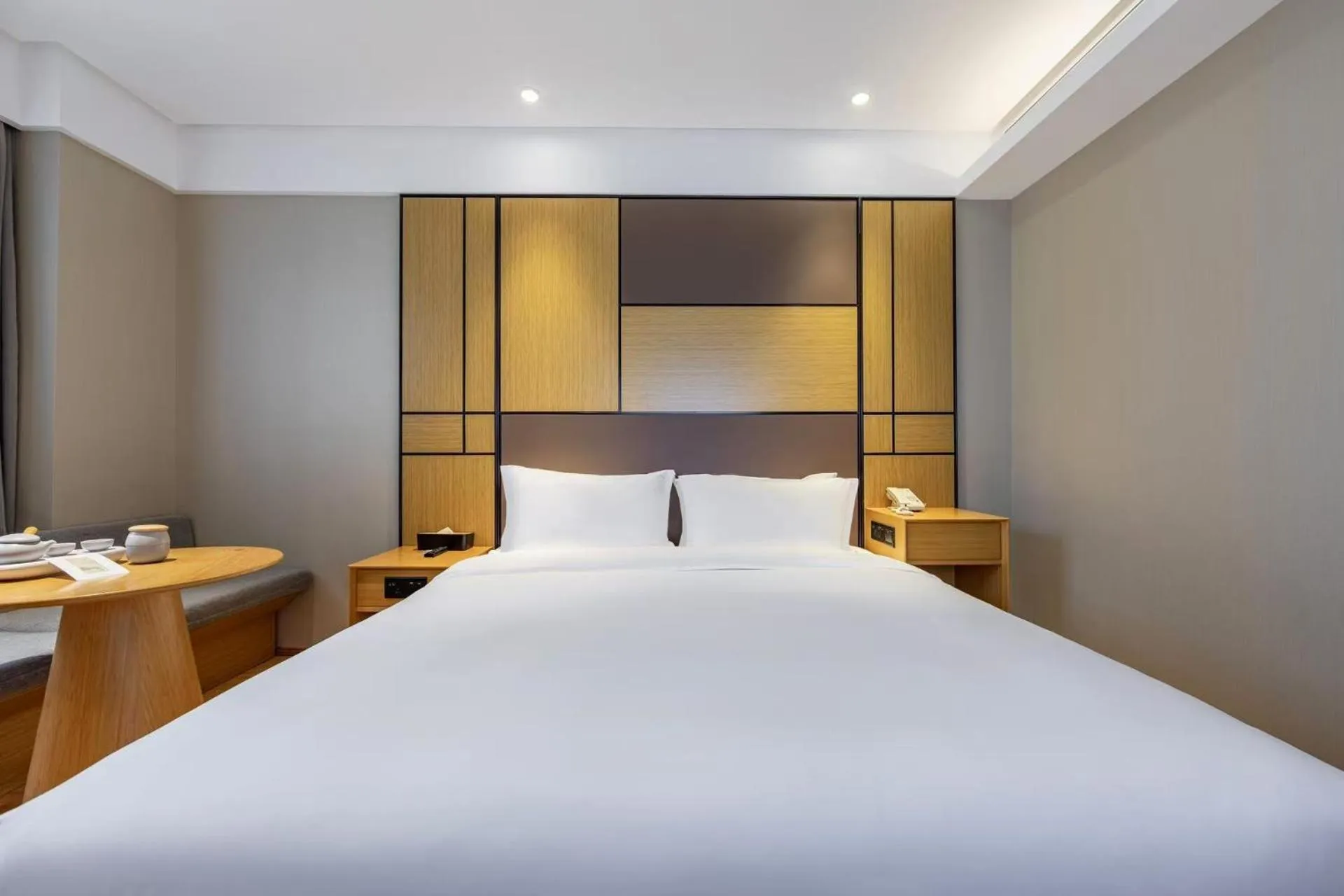 Bed in JI Hotel Shanghai Changshou Road