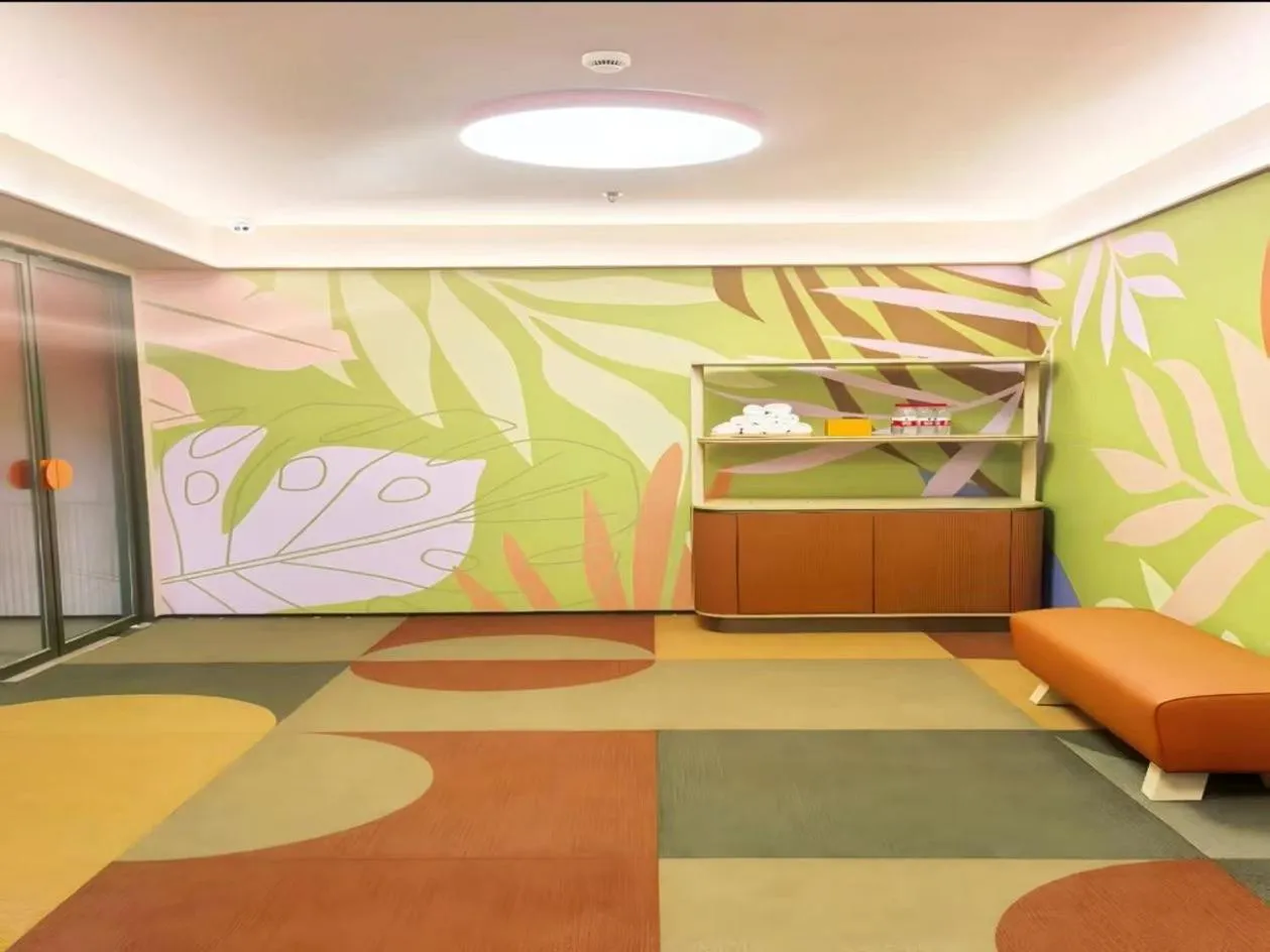 Fitness centre/facilities in Orange Hotel Shanghai Xujiahui Damuqiao Road