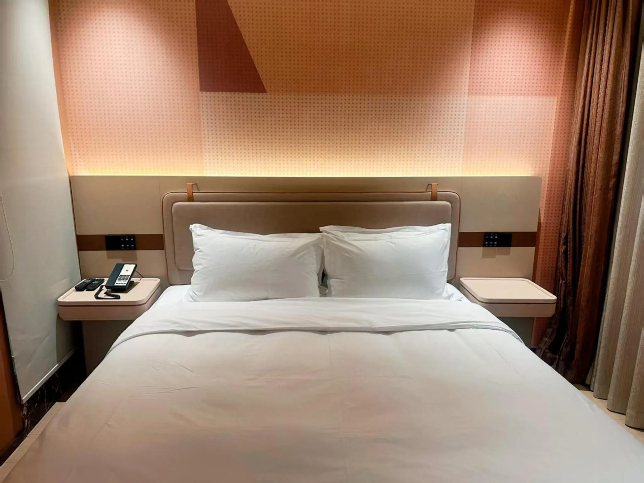 Bed in Orange Hotel Shanghai Xujiahui Damuqiao Road