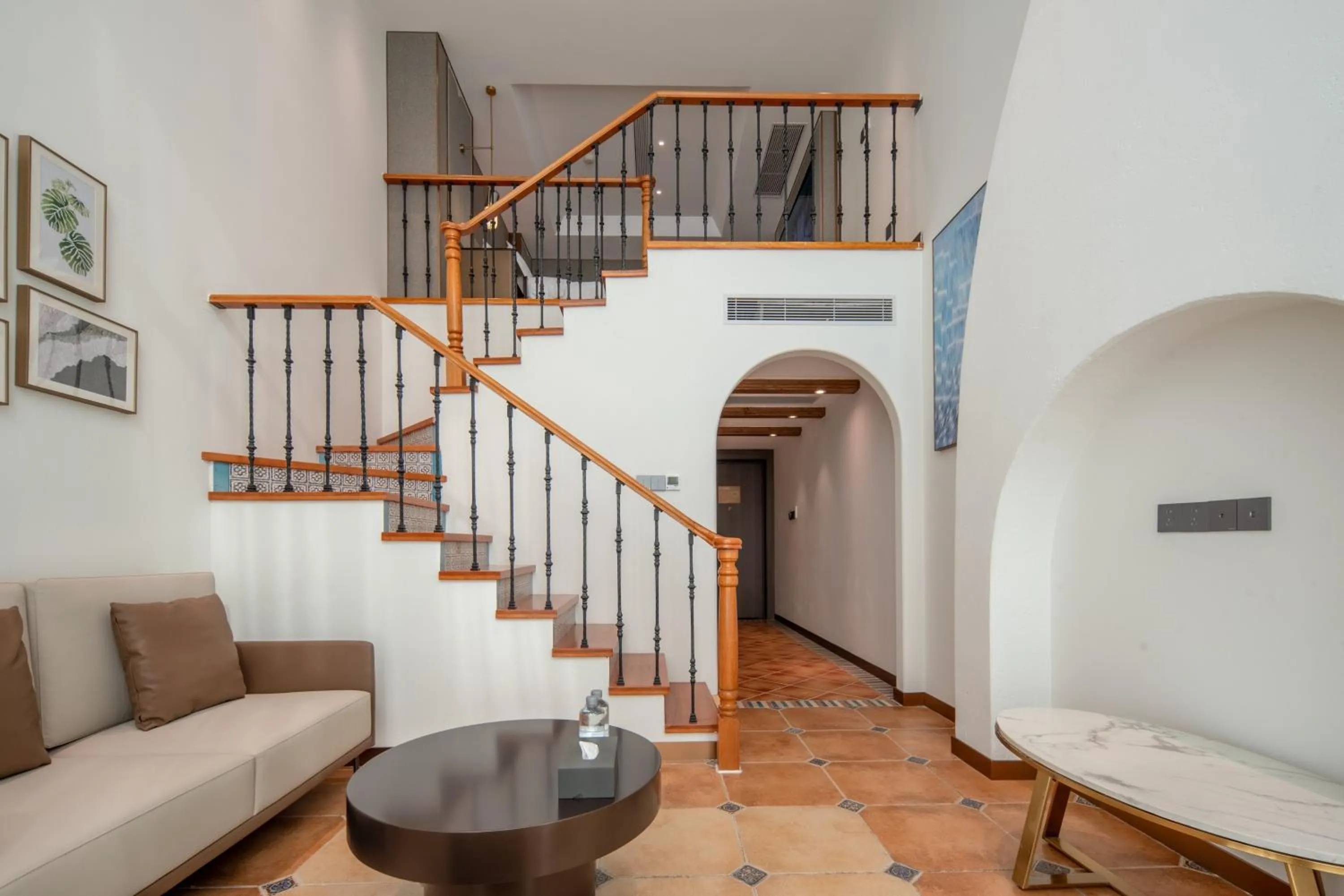 Photo of the whole room in Royalton Hotel Shenzhen Baoan Airport