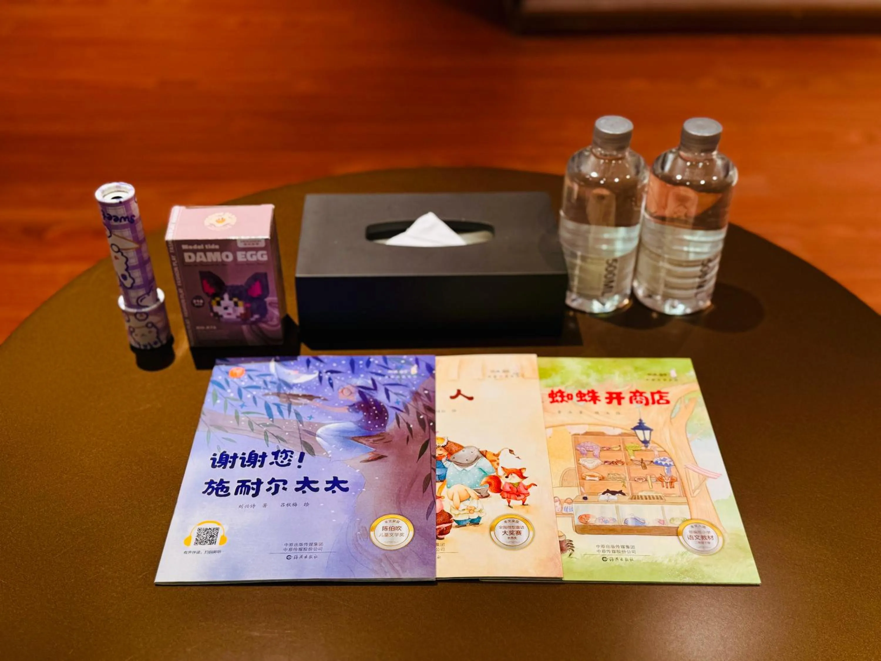 room service in Royalton Hotel Shenzhen Baoan Airport