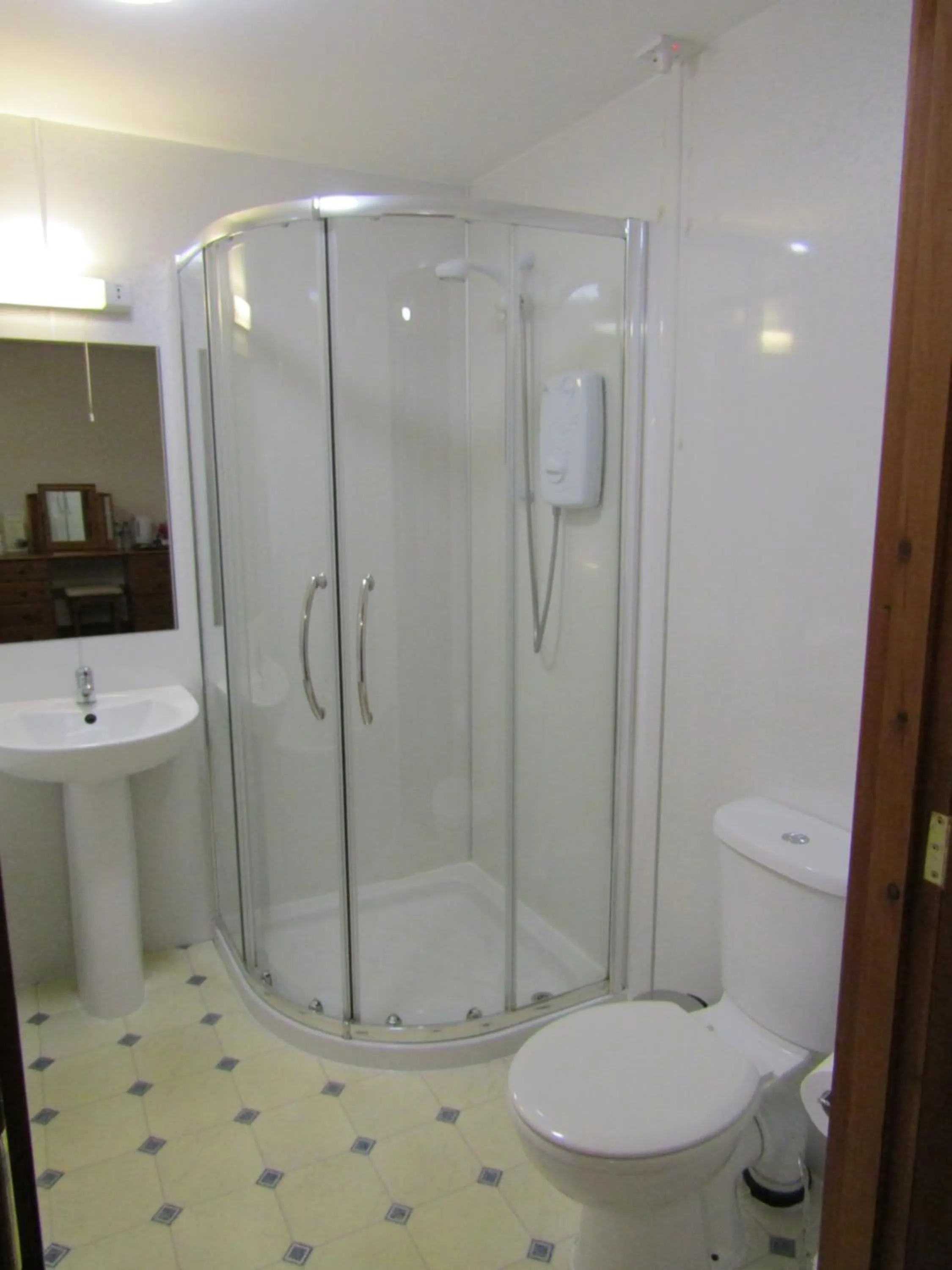 Bathroom in The Belted Will Inn
