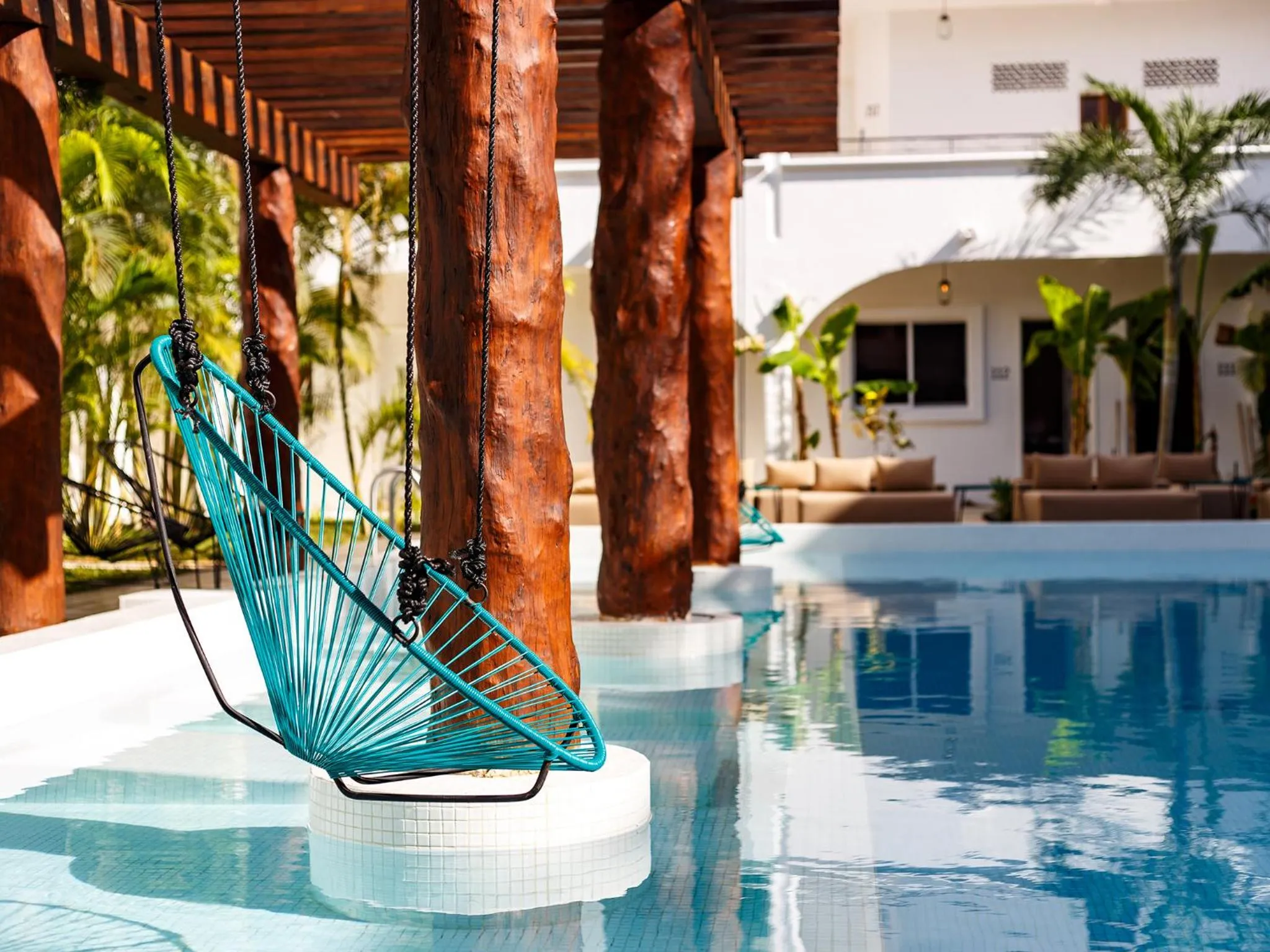 Decorative detail in HM Playa del Carmen