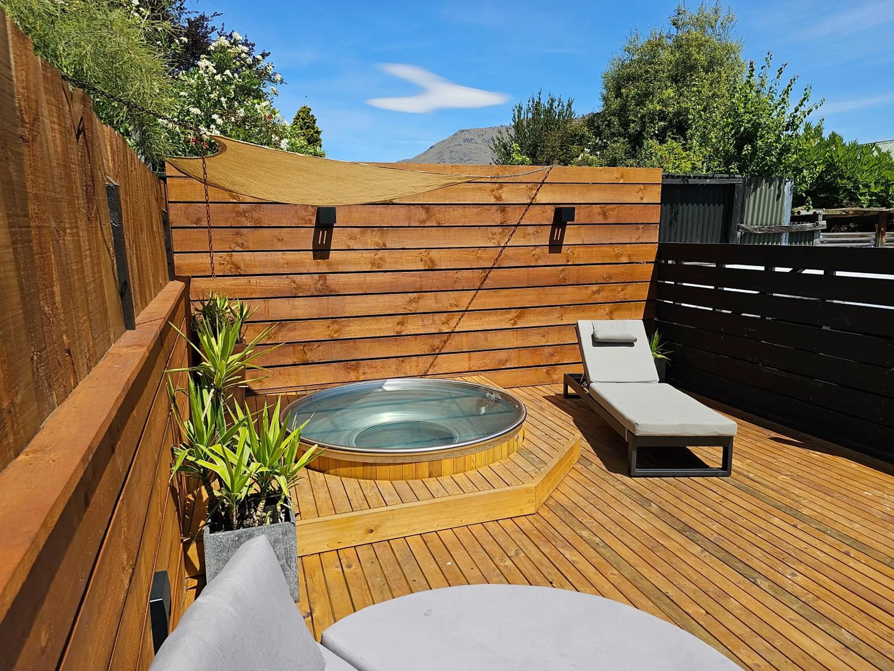 The Black Sheep Backpackers