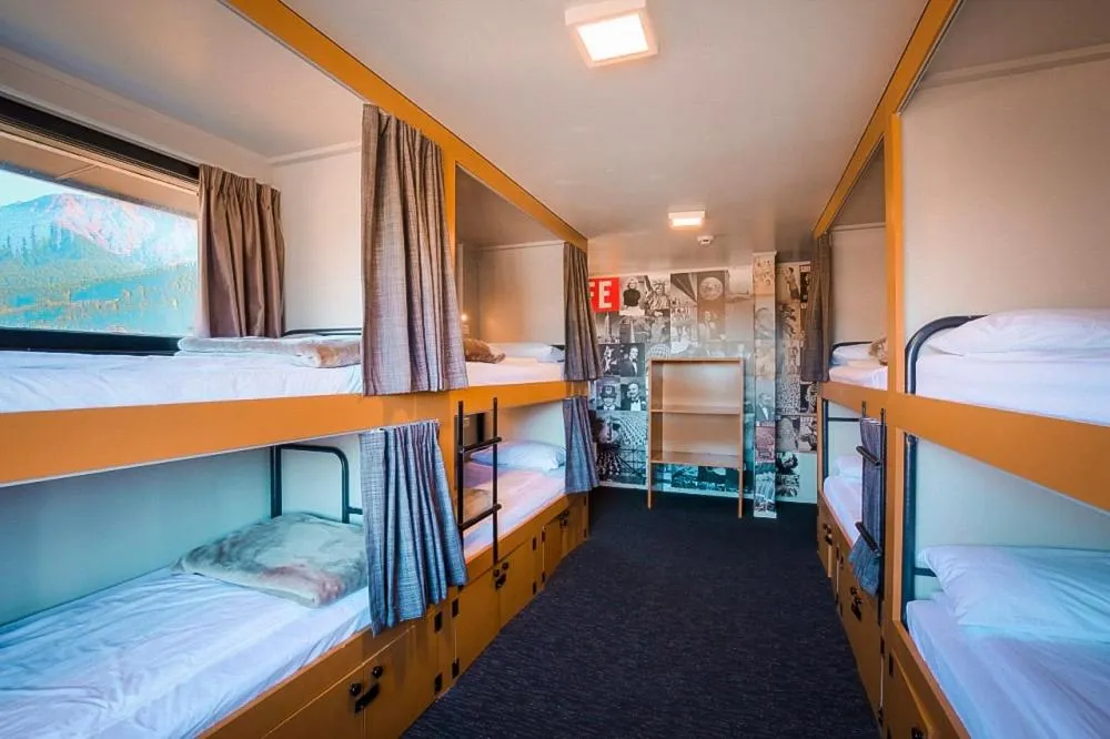 Bed in The Black Sheep Backpackers