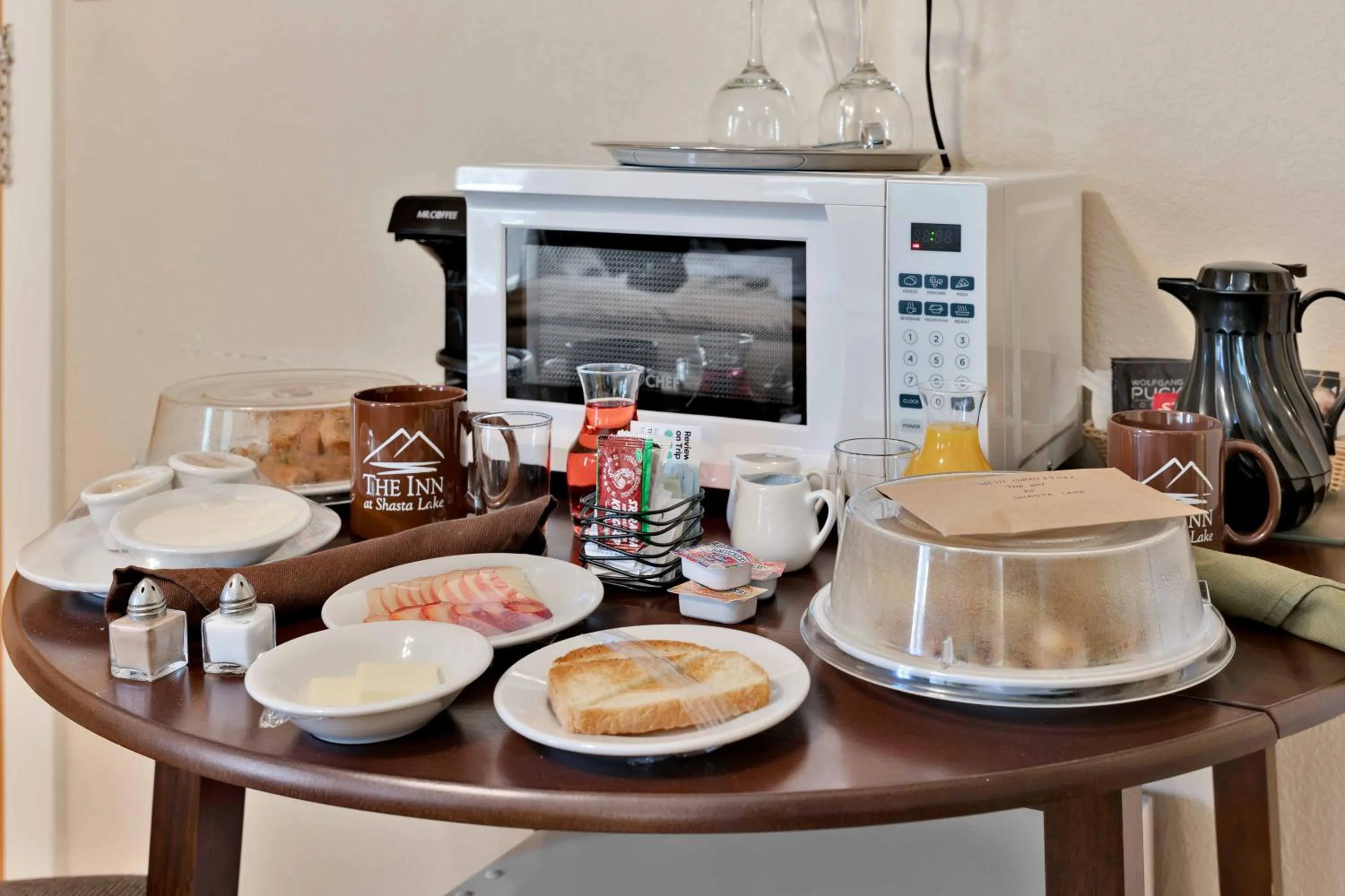 The Inn at Shasta Lake