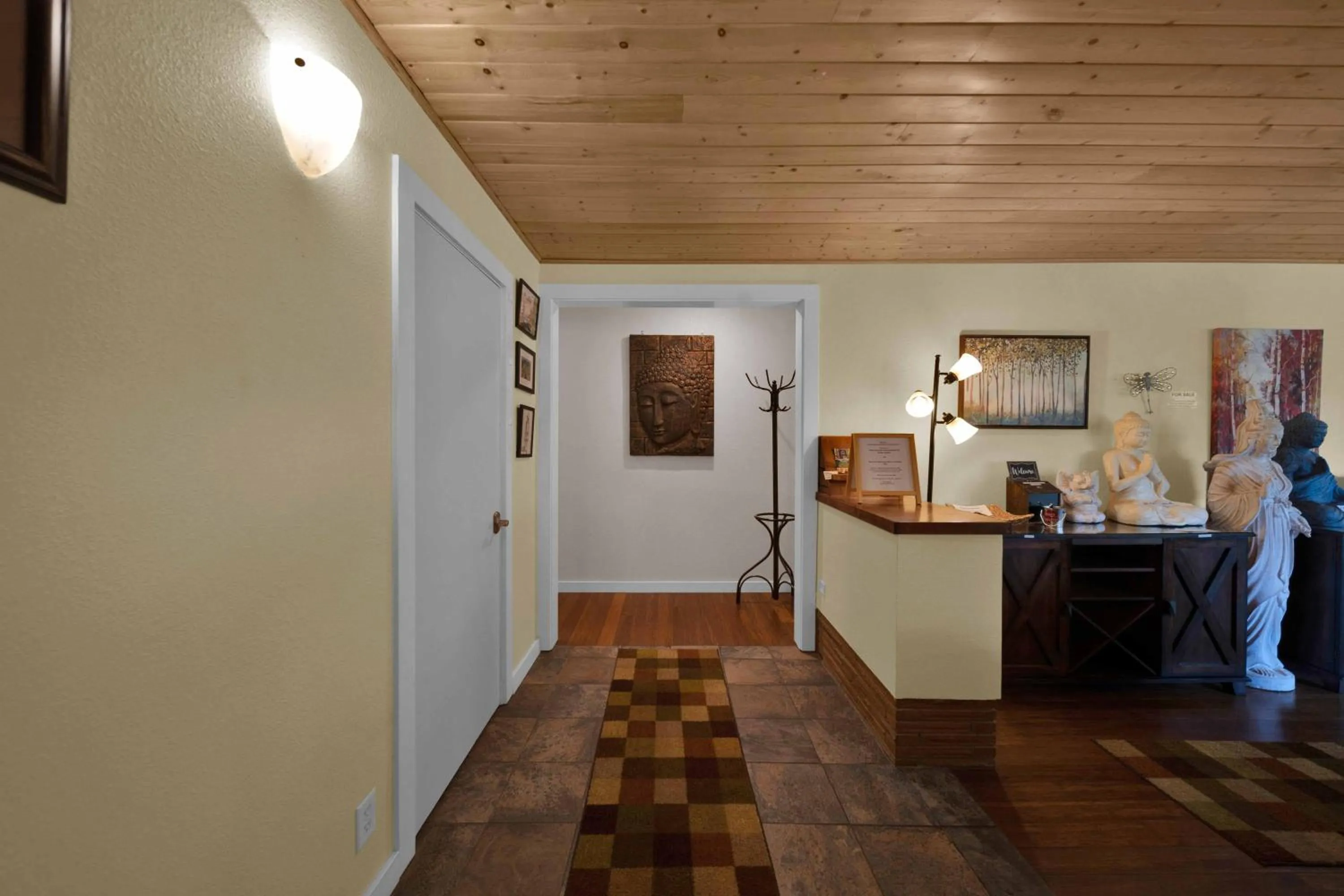 The Inn at Shasta Lake